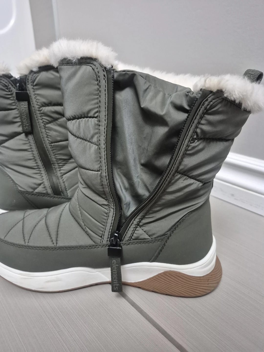 Elements Women's Align Quilt Grenade Waterproof Boot - photo 4