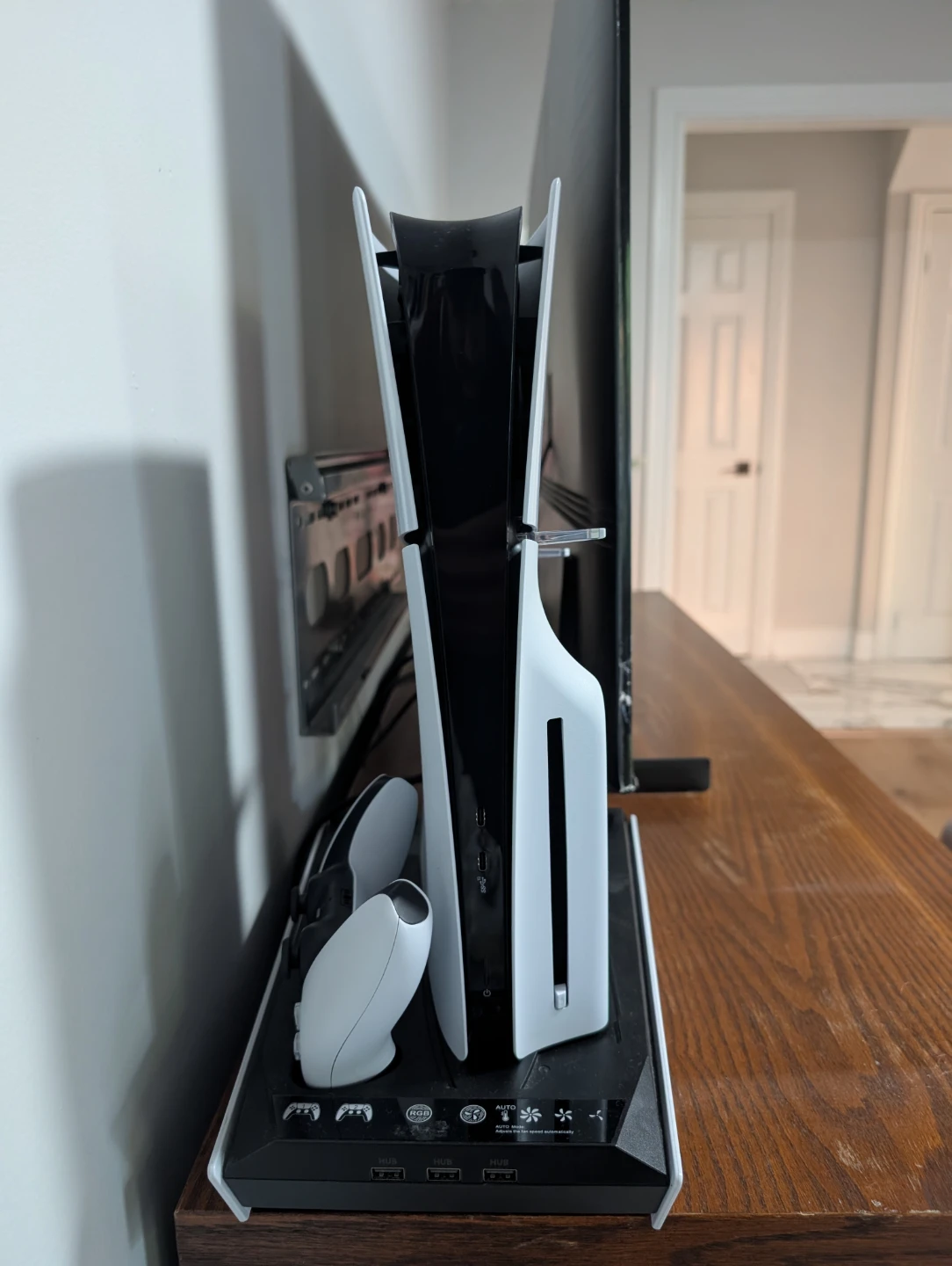 PlayStation 5 Slim (Disc Edition) - photo 2
