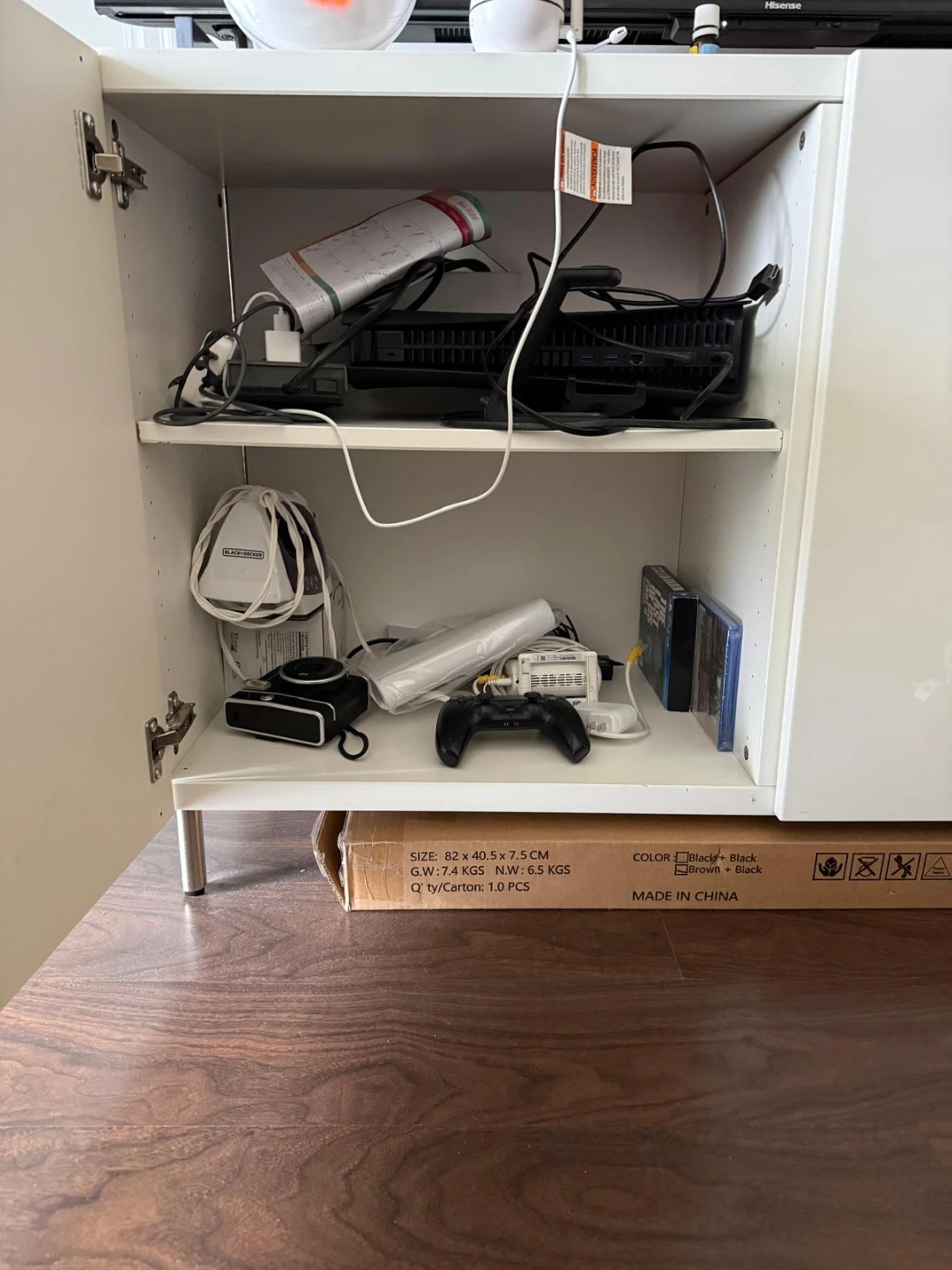 White TV stand - photo 5