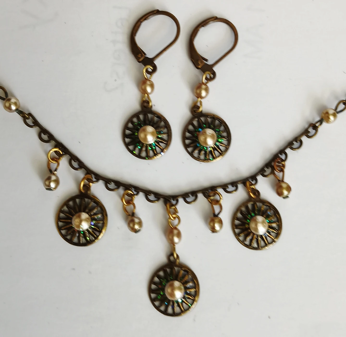 Antique Gold Tone Necklace and Earrings Set with Faux Pearls - photo 4