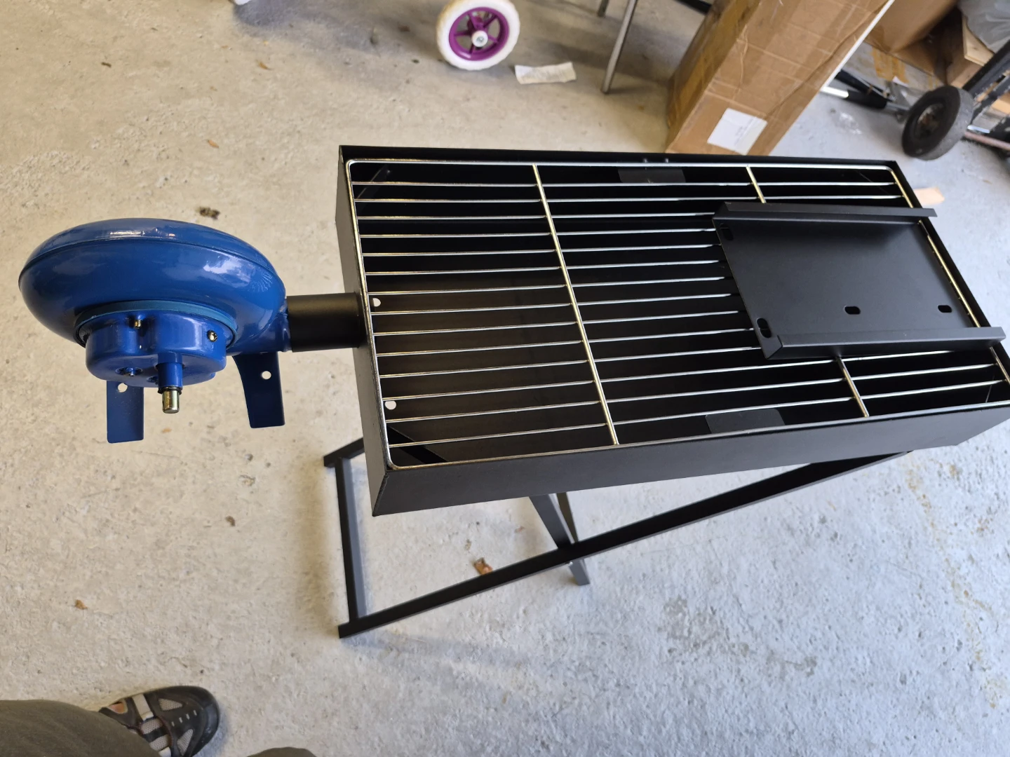 Portable Charcoal BBQ Grill with manual Blower - photo 2