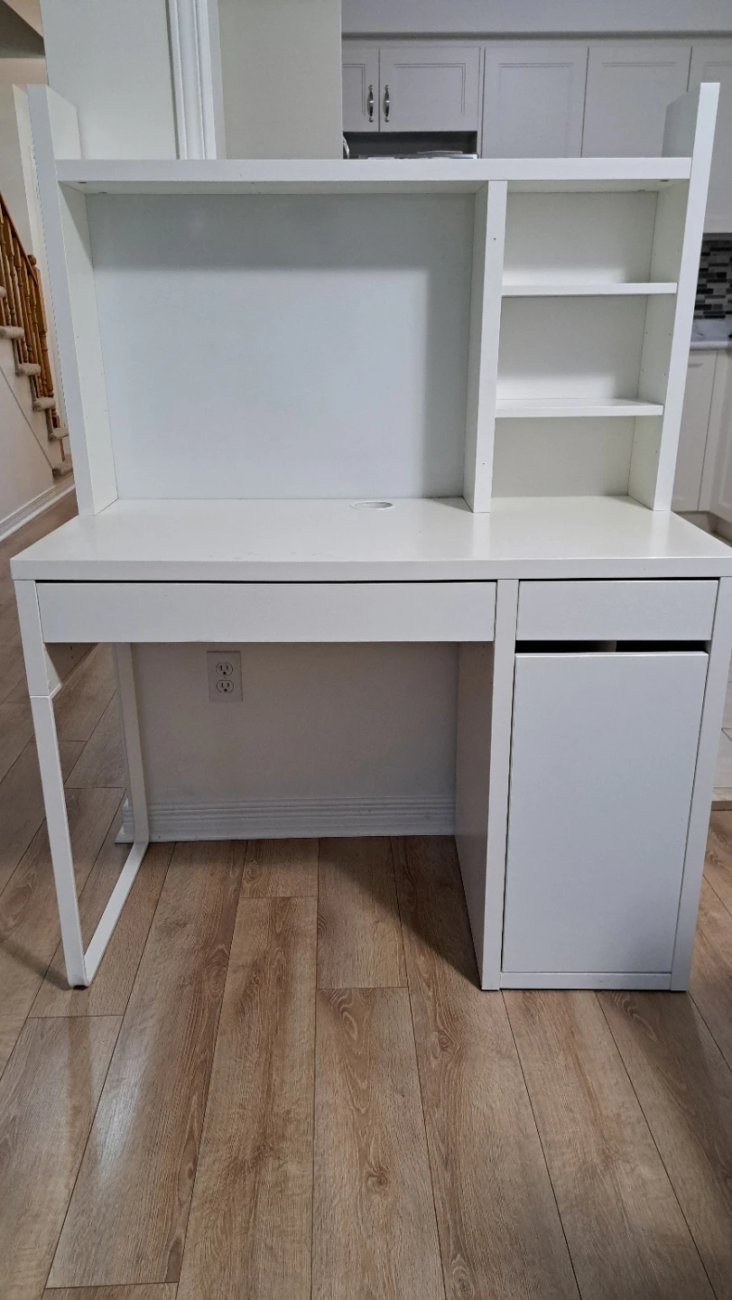 Ikea desk Mickie with hutch