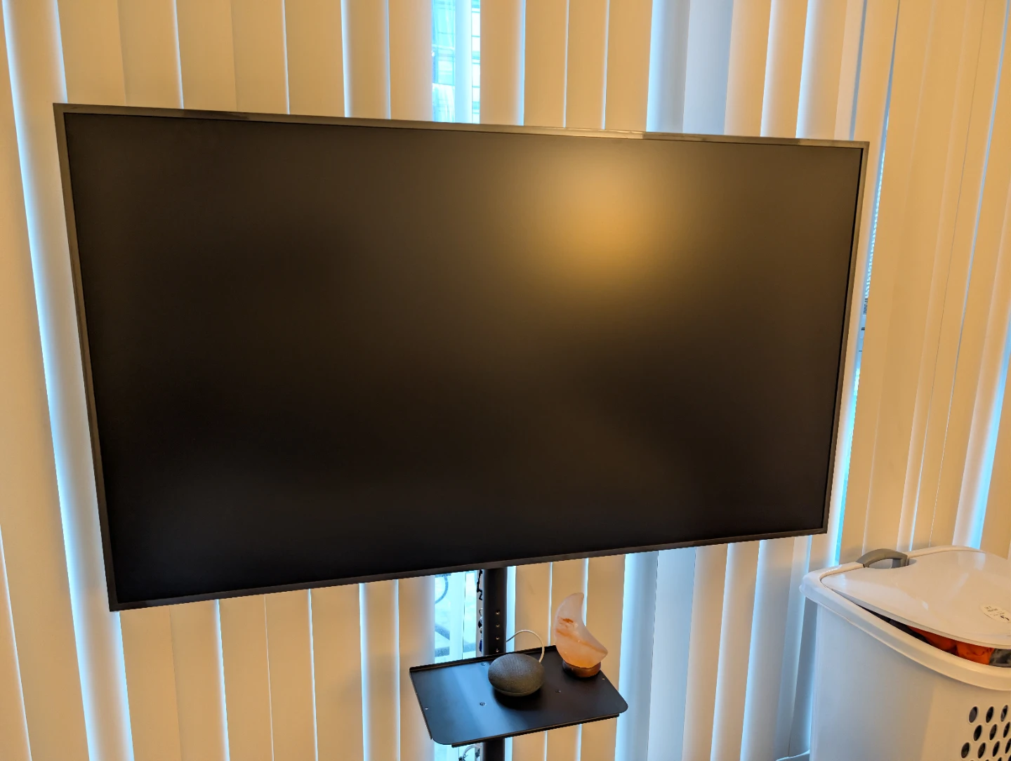 LG 55" UHD 4K Smart TV - photo 2