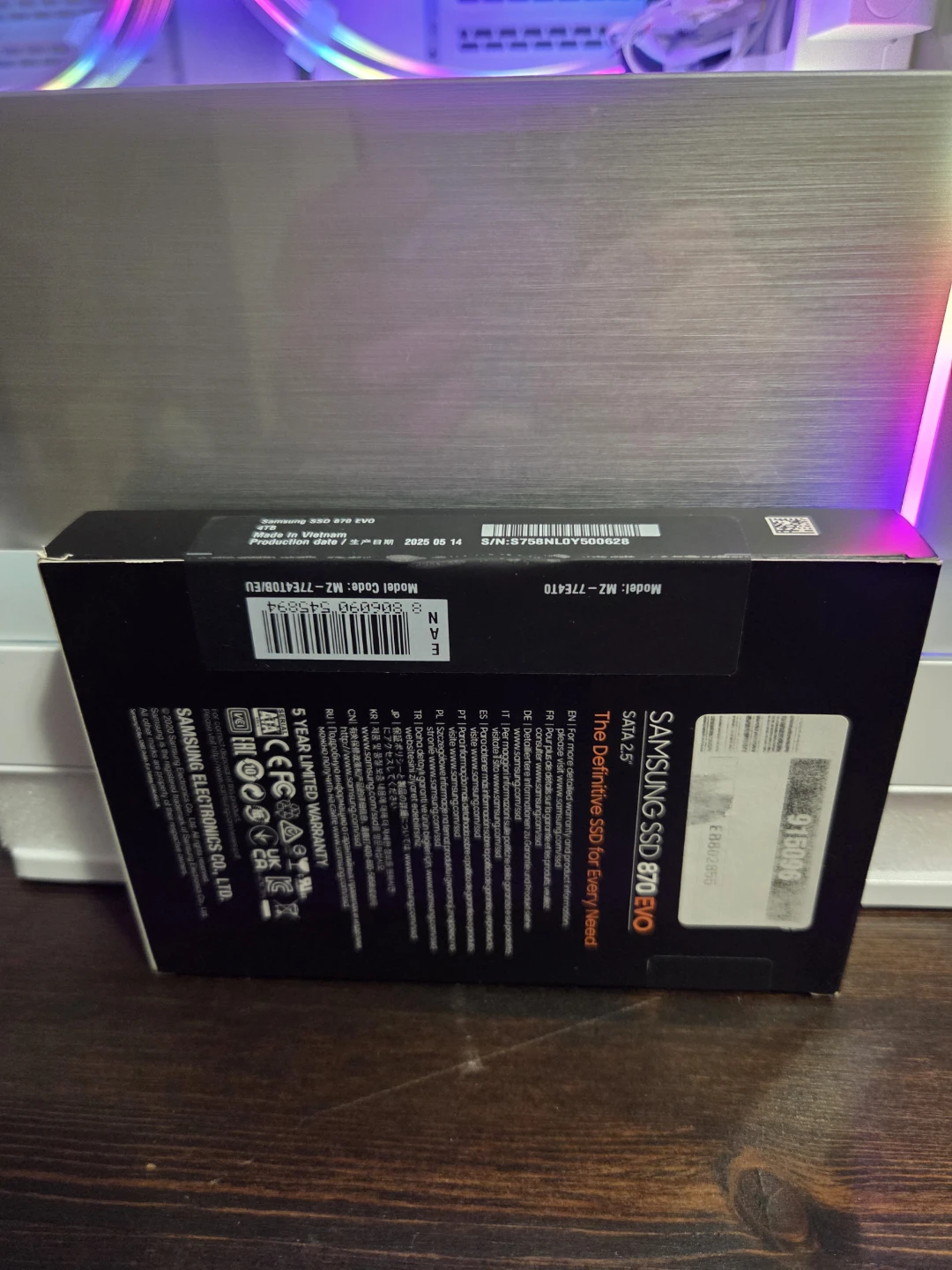 4TB Brand New Sealed Samsung Evo 870 SSD - photo 2
