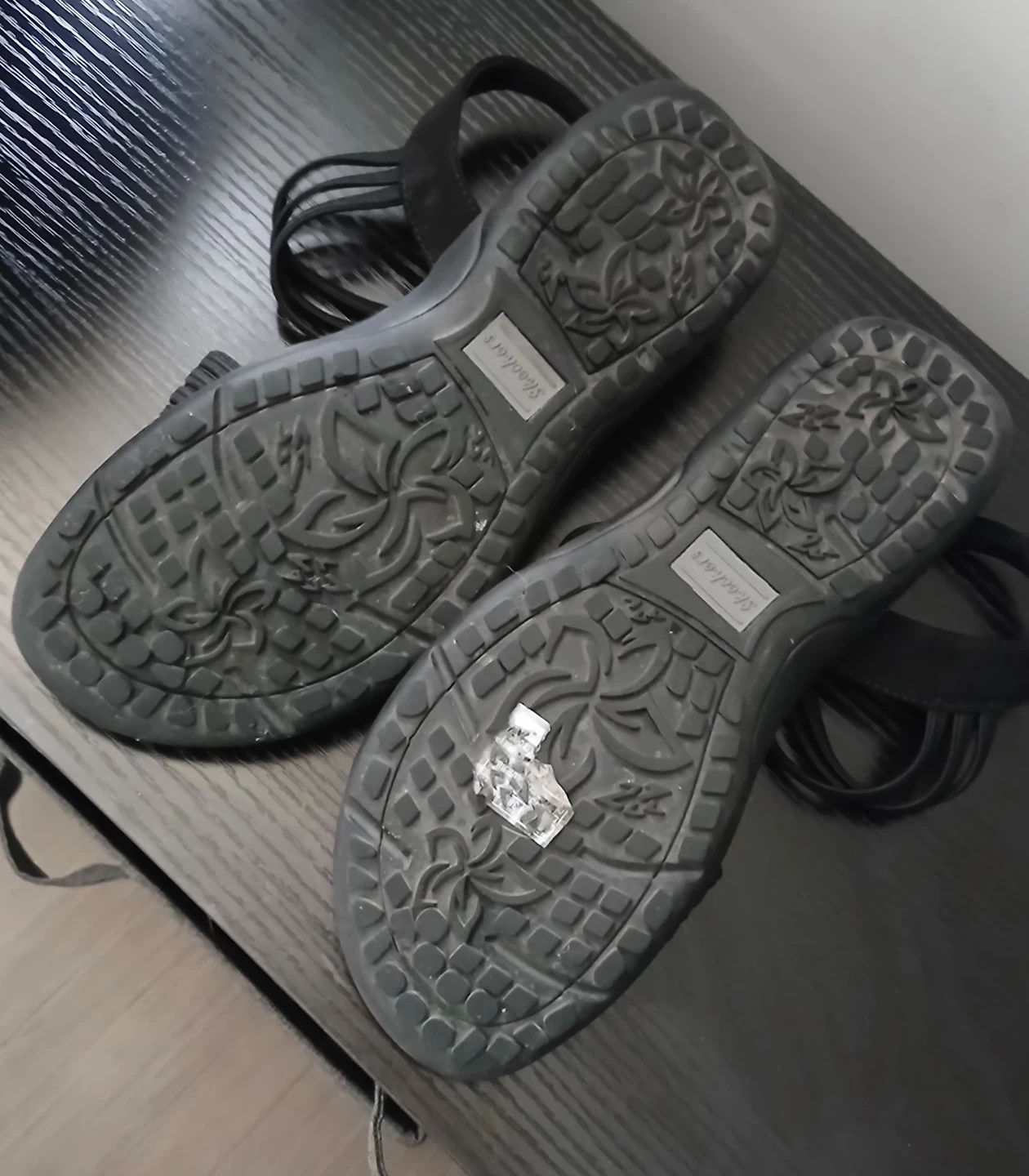 Skechers Women's Black Elastic Strap Sandals - photo 2