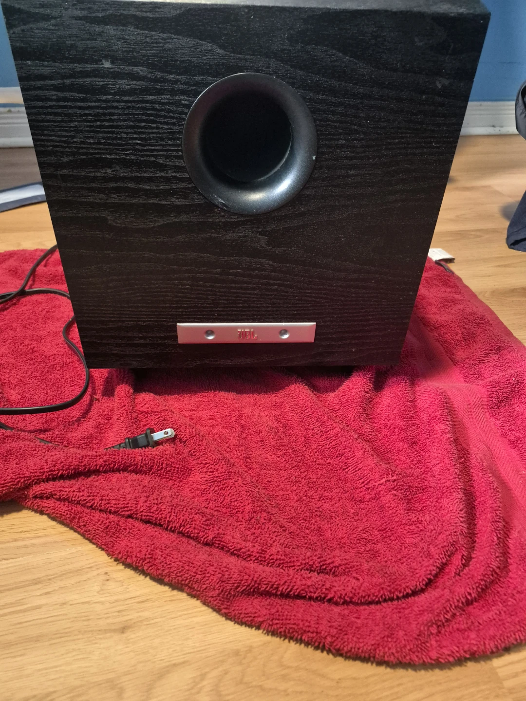 JBL PB8 Powered Subwoofer