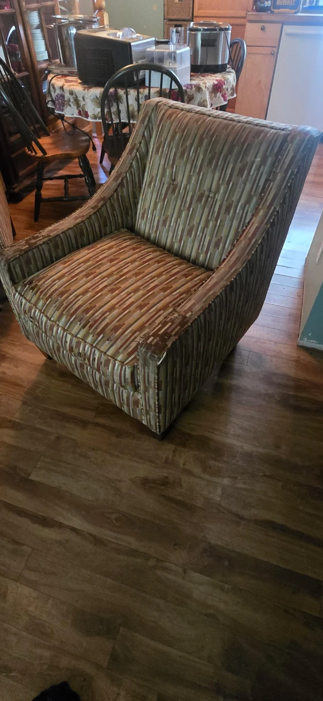 Accent Chair - photo 2