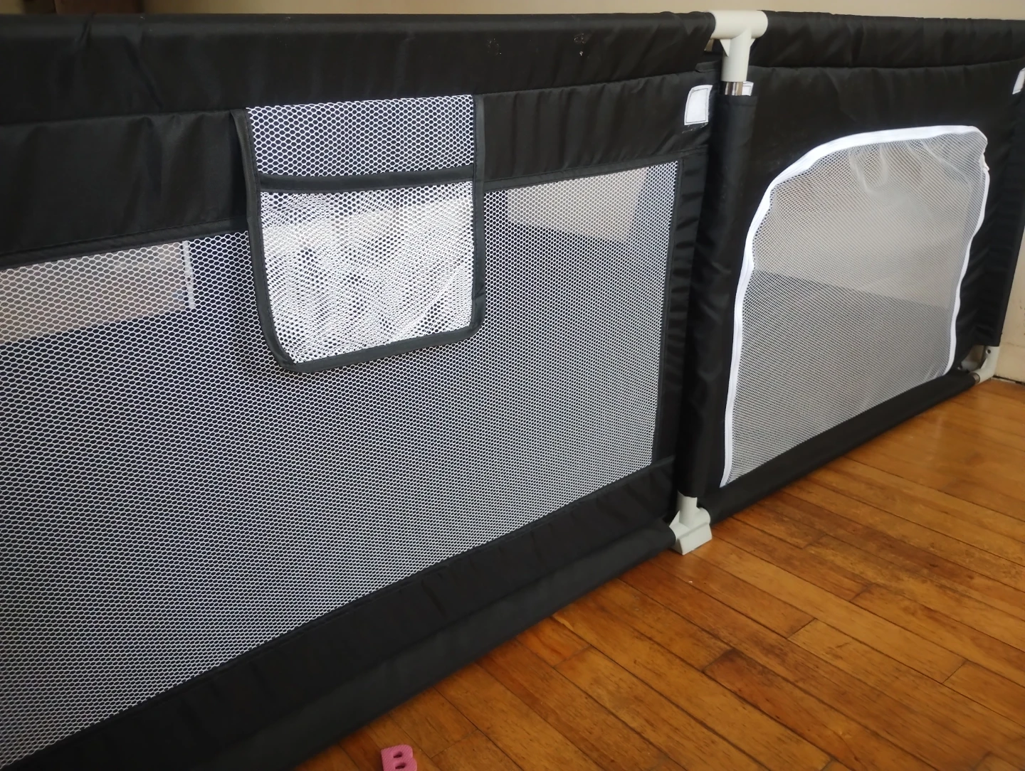 Large Baby Playpen– Excellent Condition - photo 4