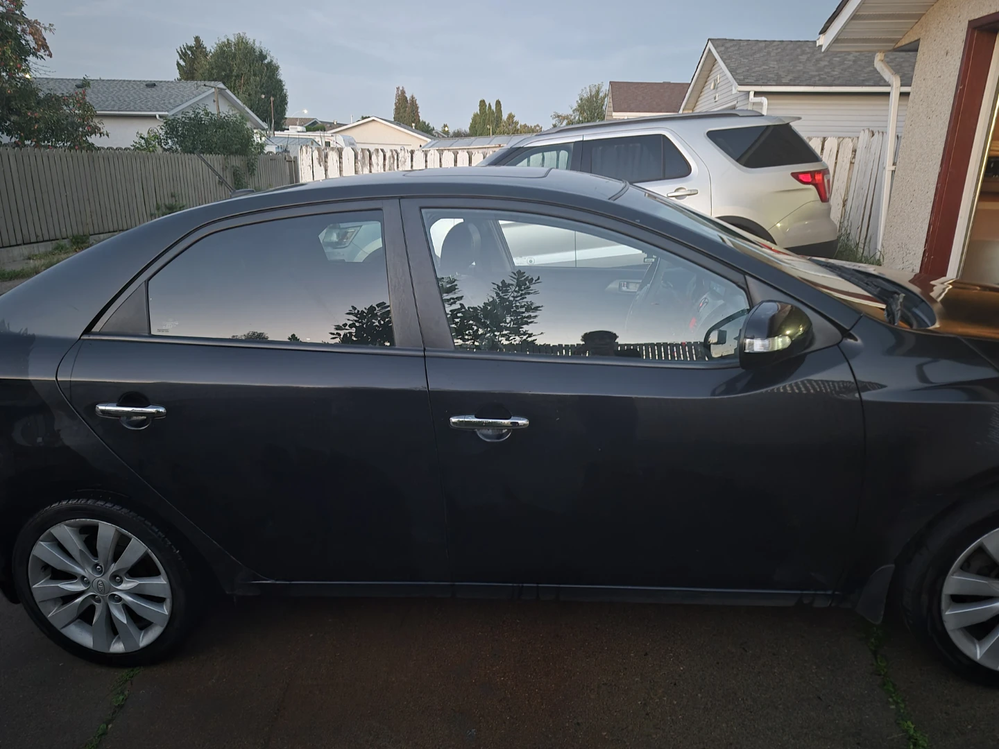 2012 Kia Forte SX Sedan - photo 2
