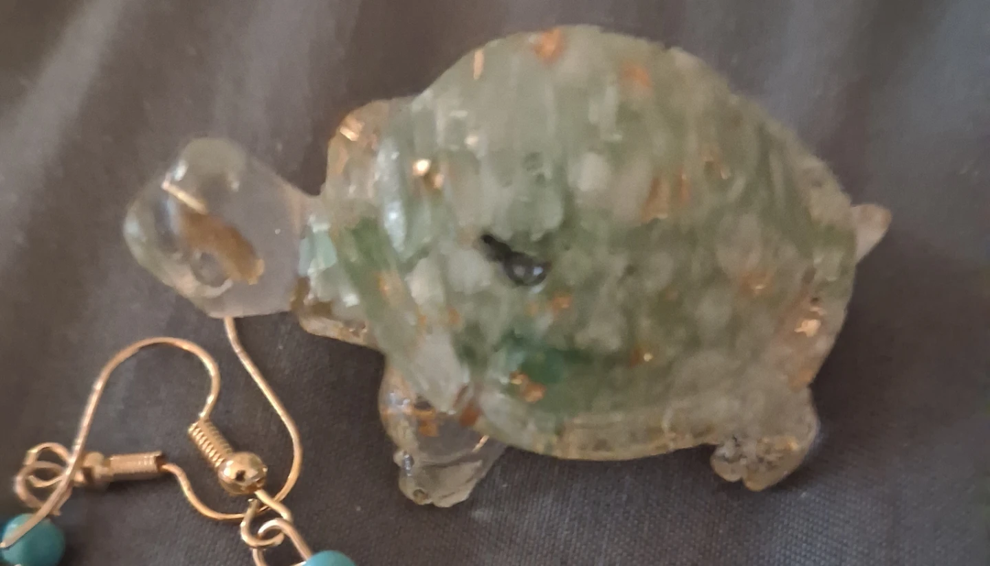 Handmade Resin Pendant and Earrings Set with Turtle Figurine - photo 2
