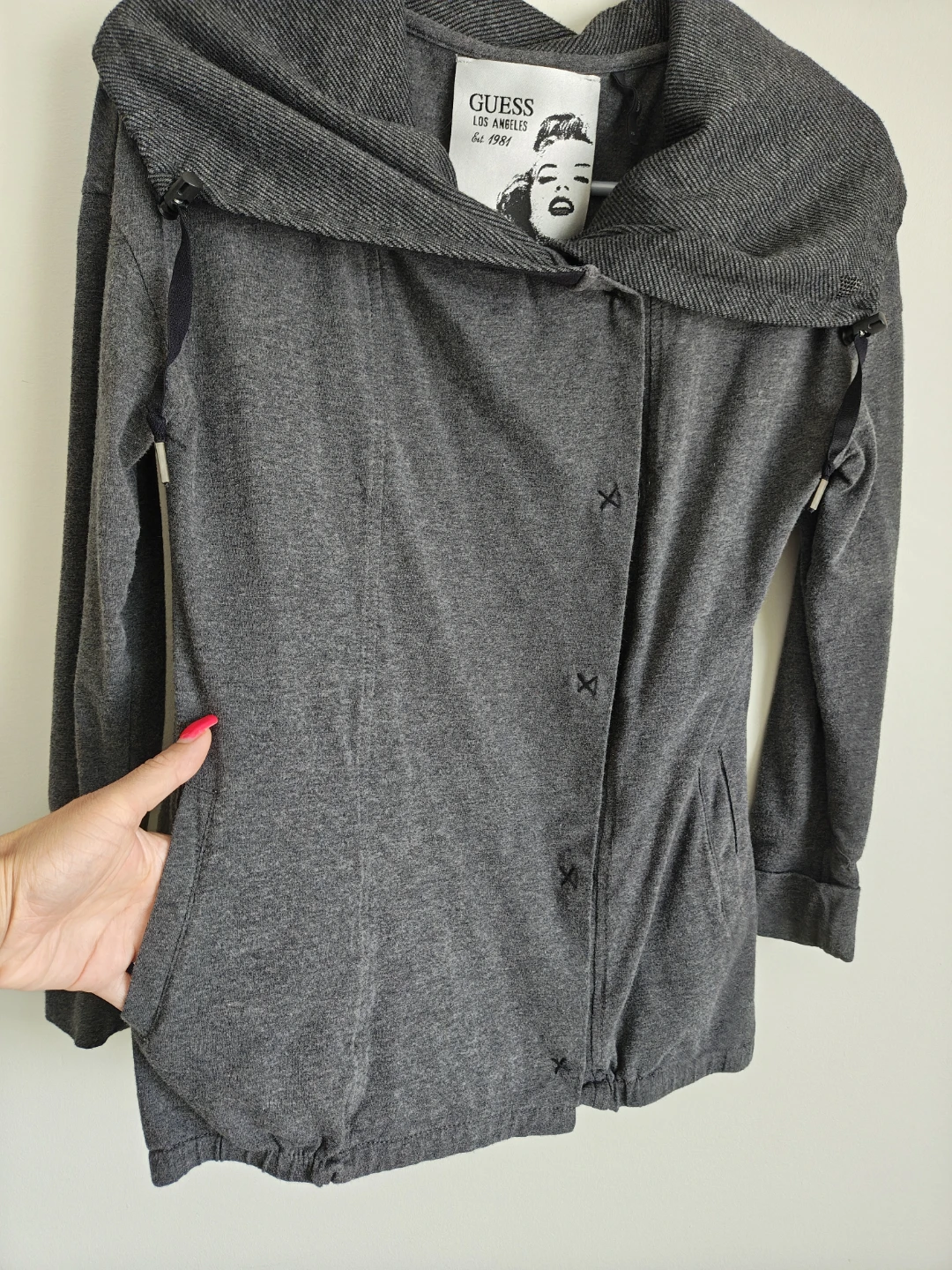 GUESS limited edition Merlin Monroe Jacket ptp 16" - photo 4