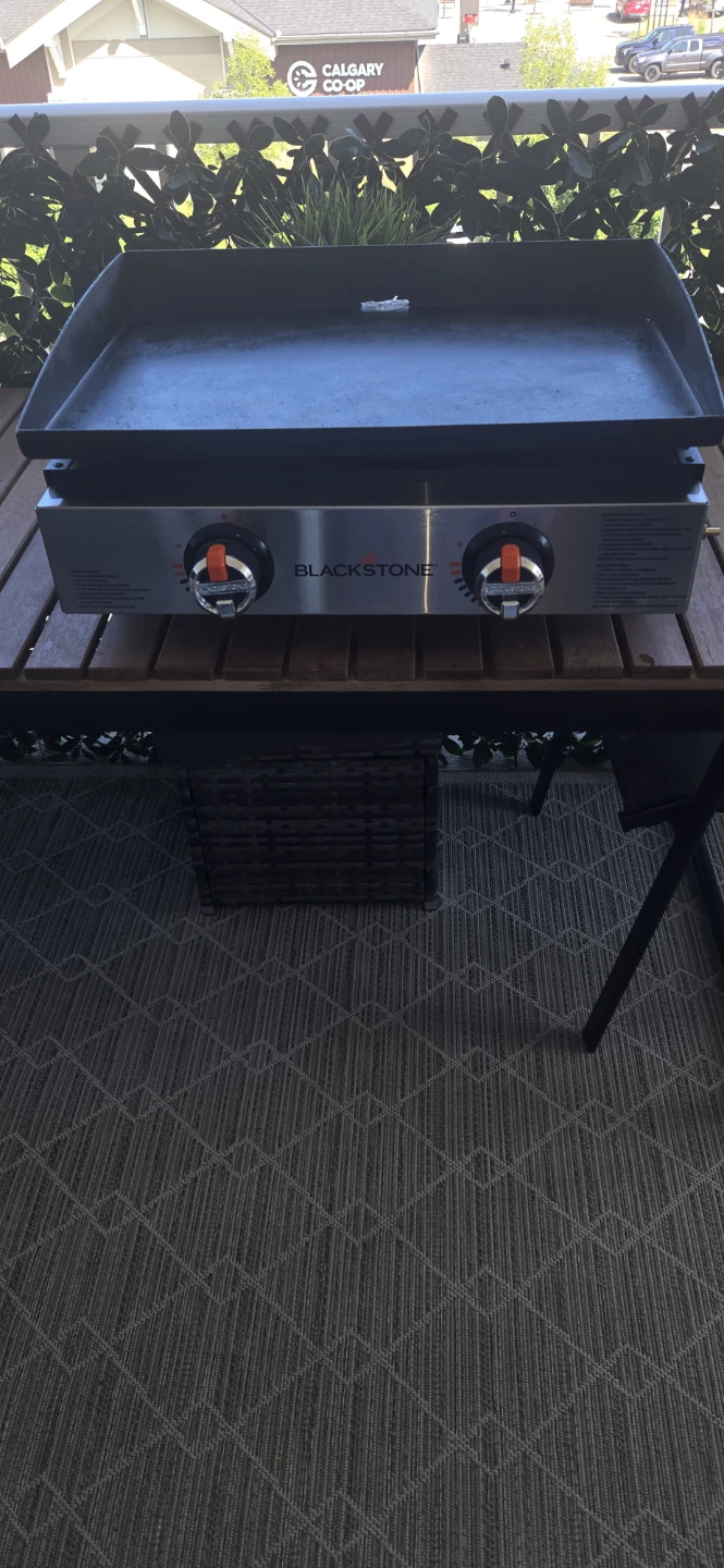 22" Blackstone Griddle with Carrying Bag and Propane Regulator - photo 2