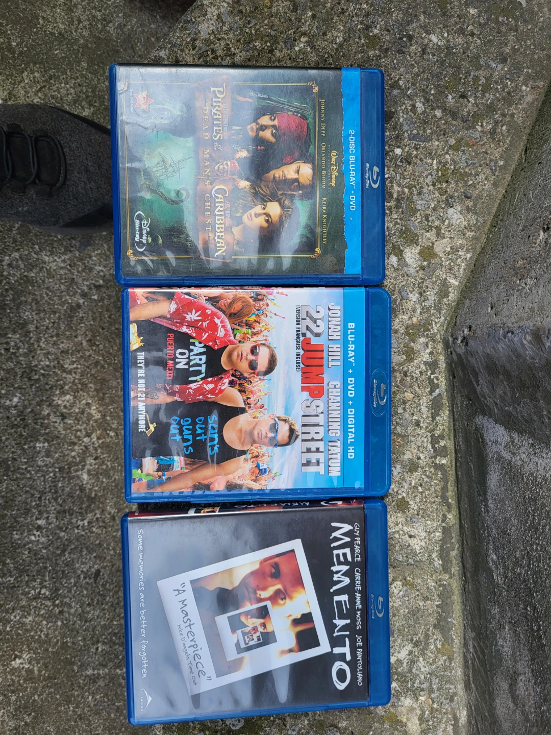 3 Blu-ray dvds