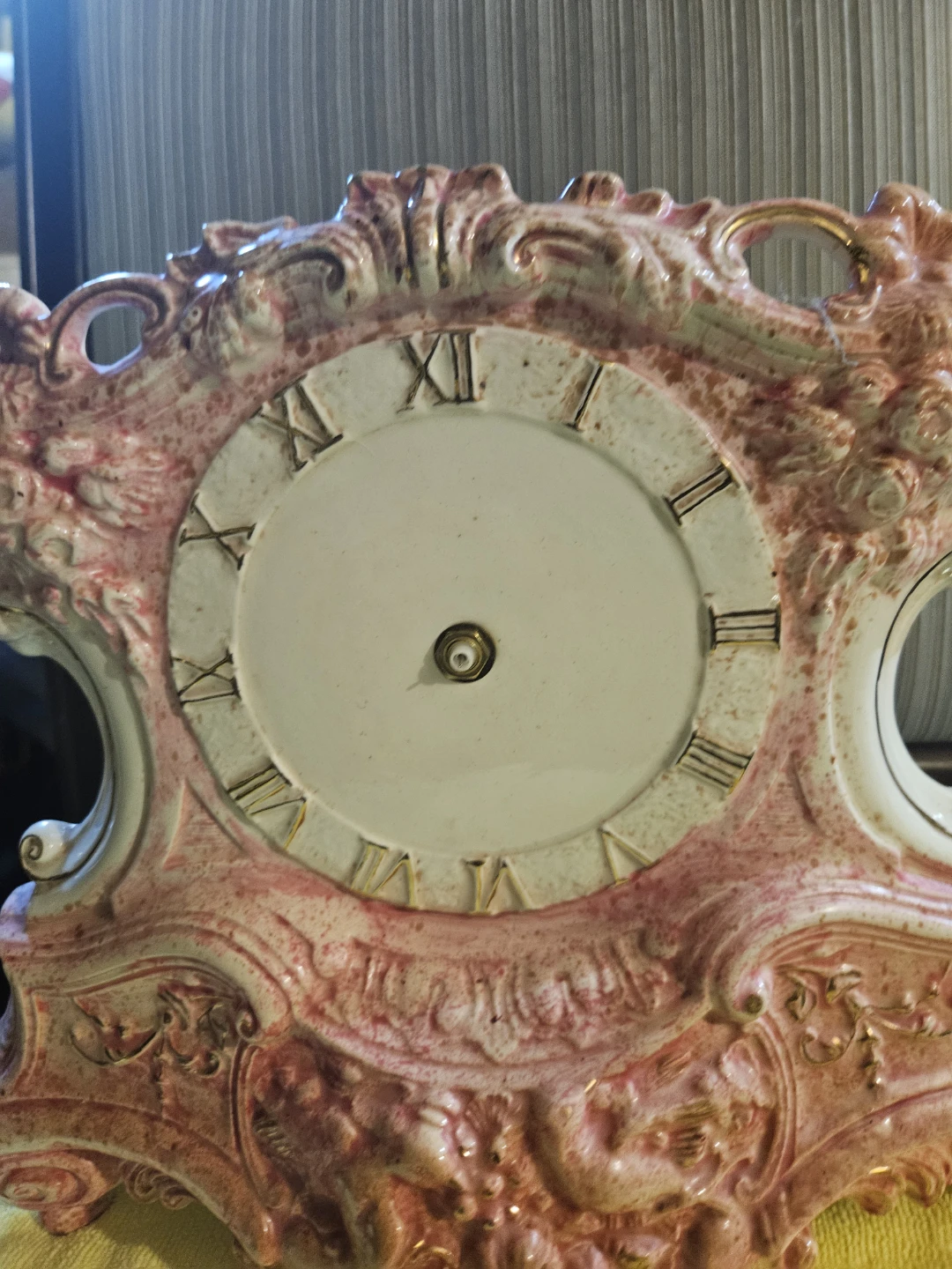 Pink Rococo Style Mantle Clock - photo 3