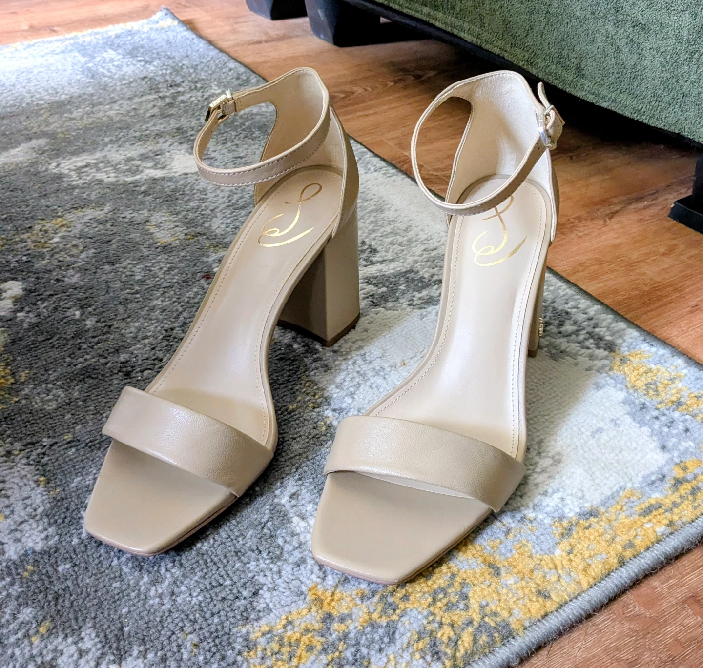 J. Reneé Nude Cream Sandals Size 10 | 4" Block Heel Ankle Strap
