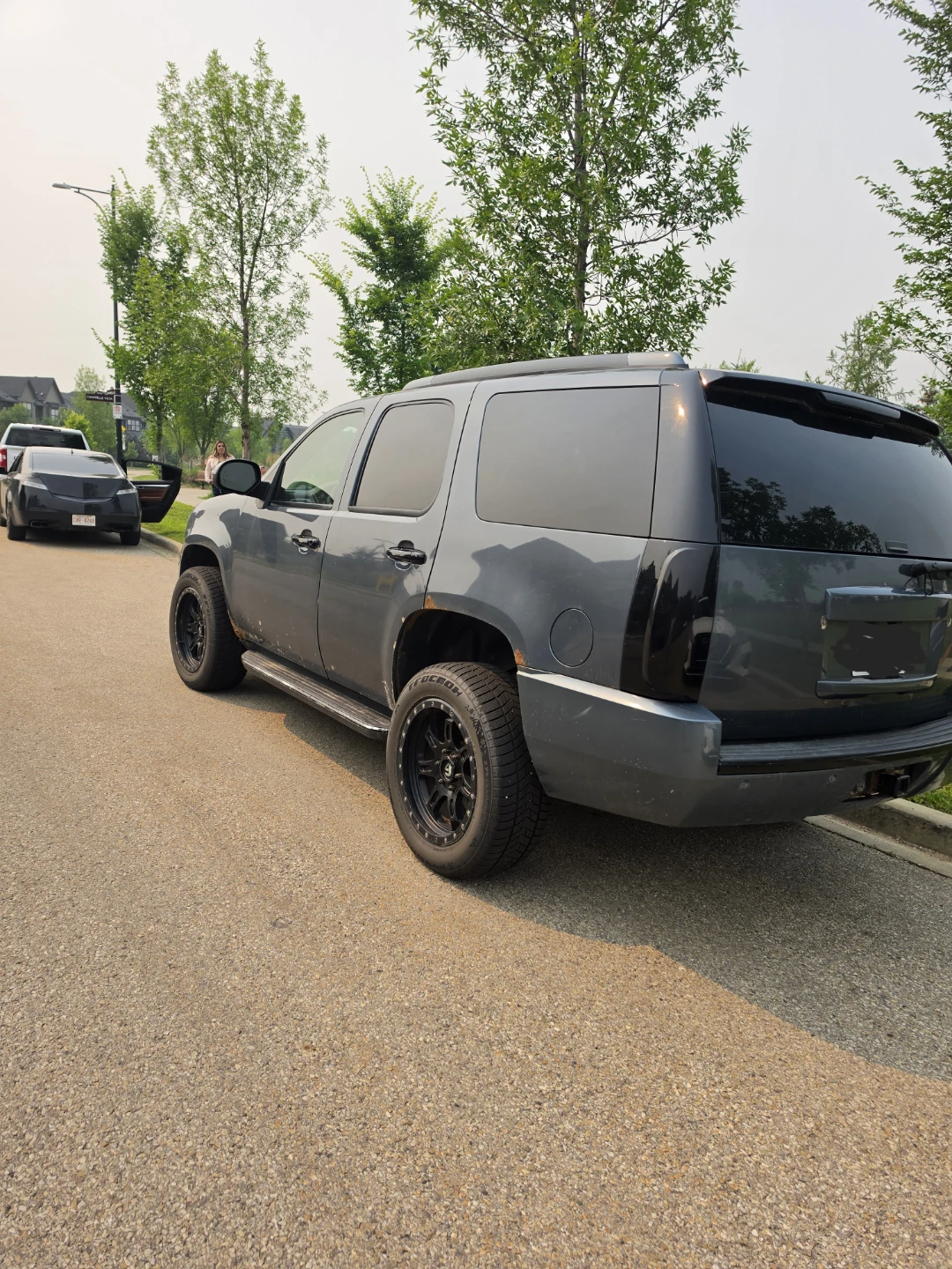 GMC Yukon XL SUV - photo 3