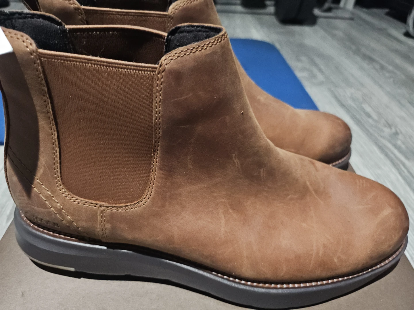 Brown Leather Chelsea Boots - photo 4