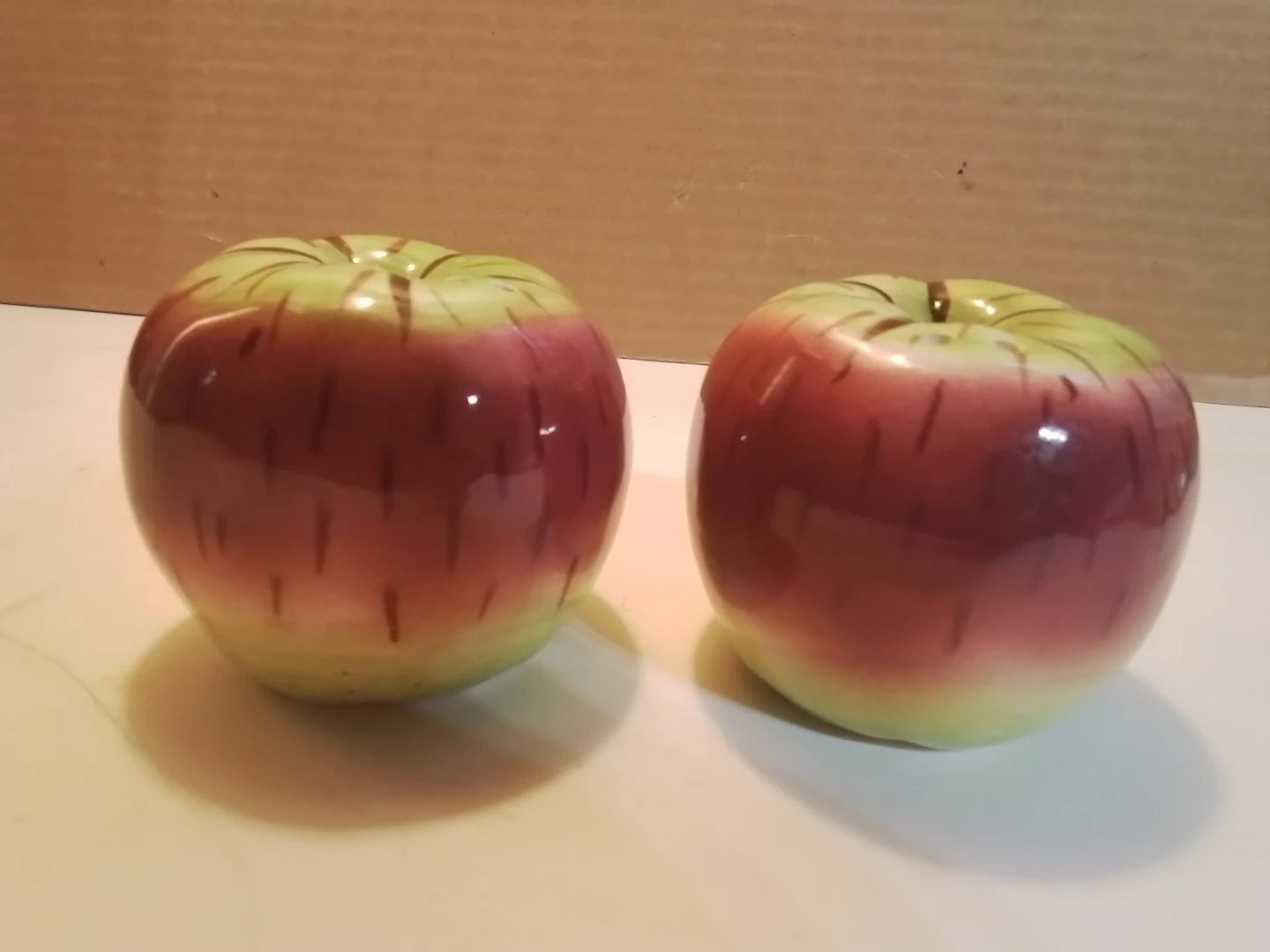 Vintage Ceramic Apple Salt and Pepper Shakers - photo 2