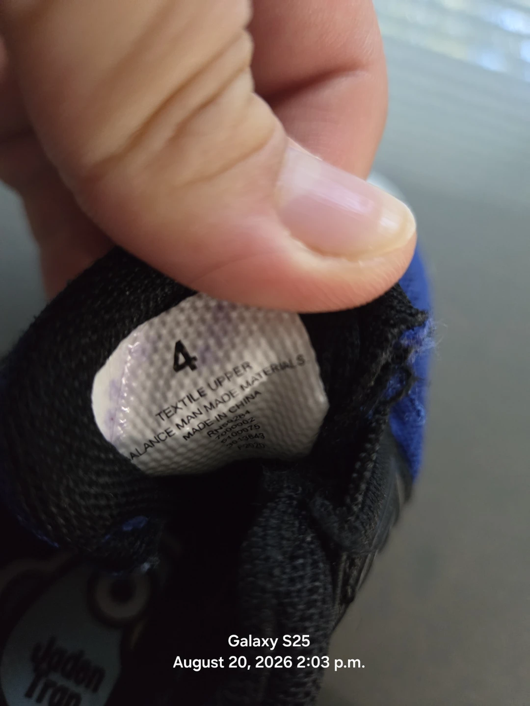 Blue and black toddler sneakers size 4 - photo 2