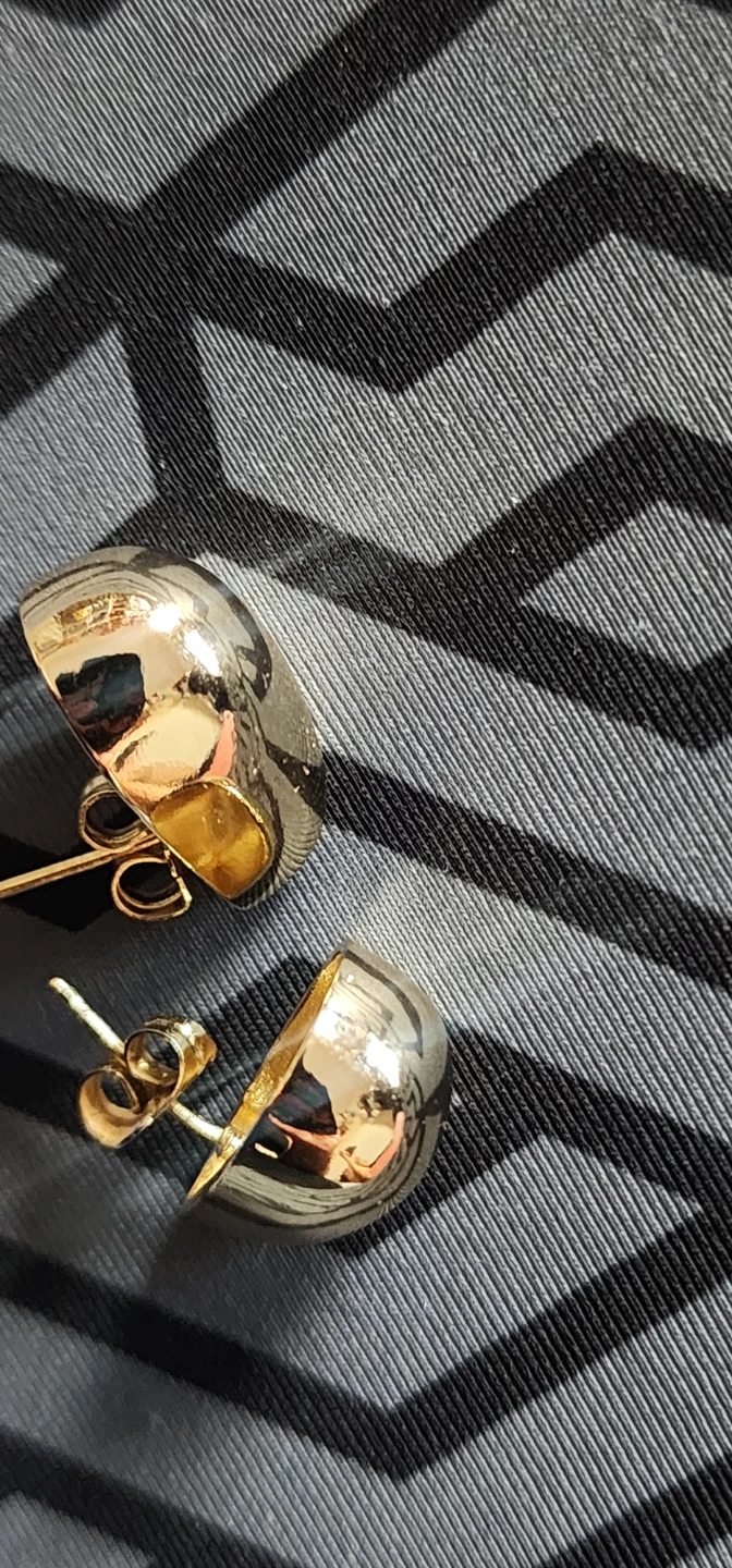 Gold Tone tear drop Earrings - photo 3