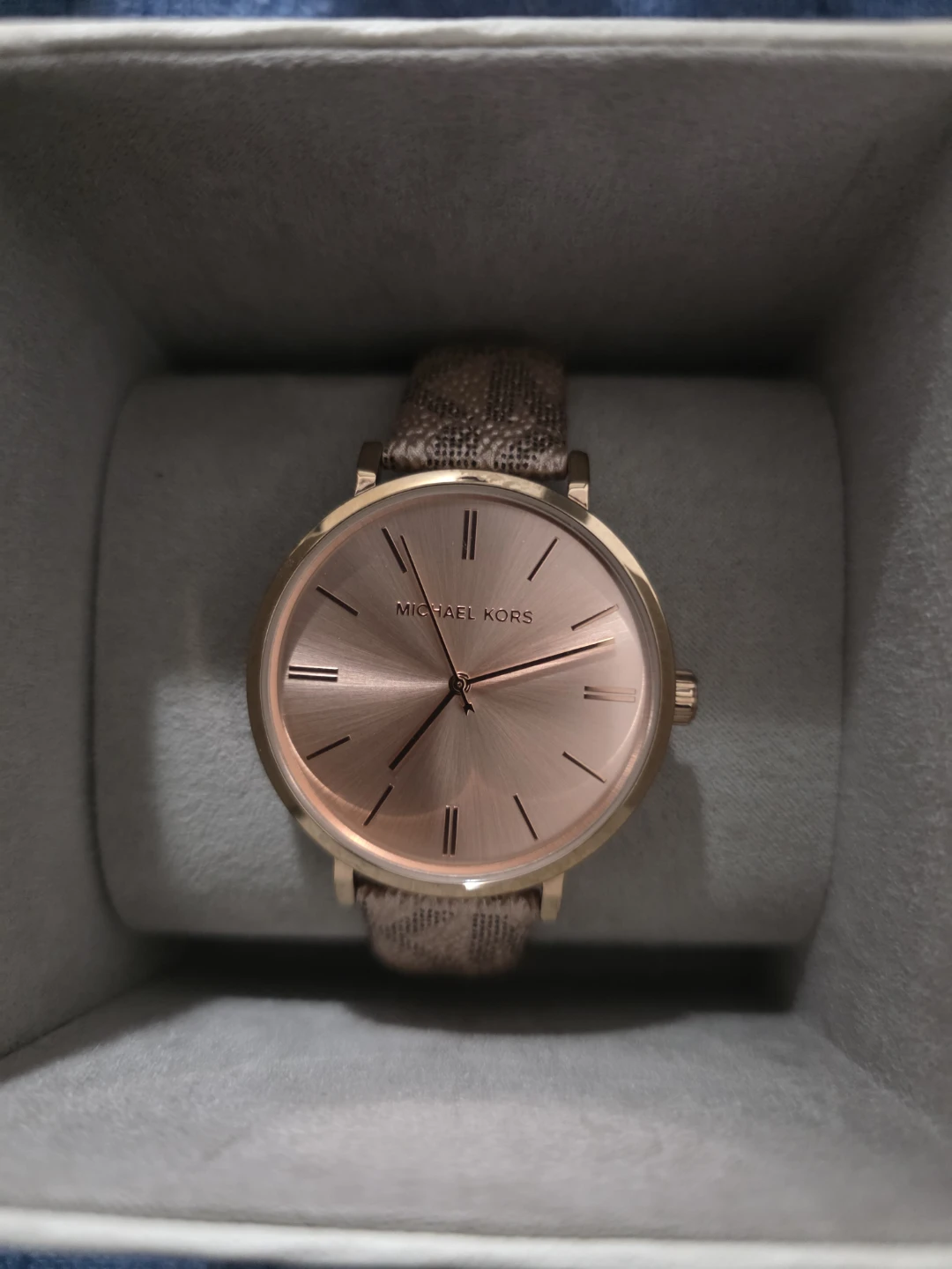 Michael Kors Rose Gold Watch - photo 3