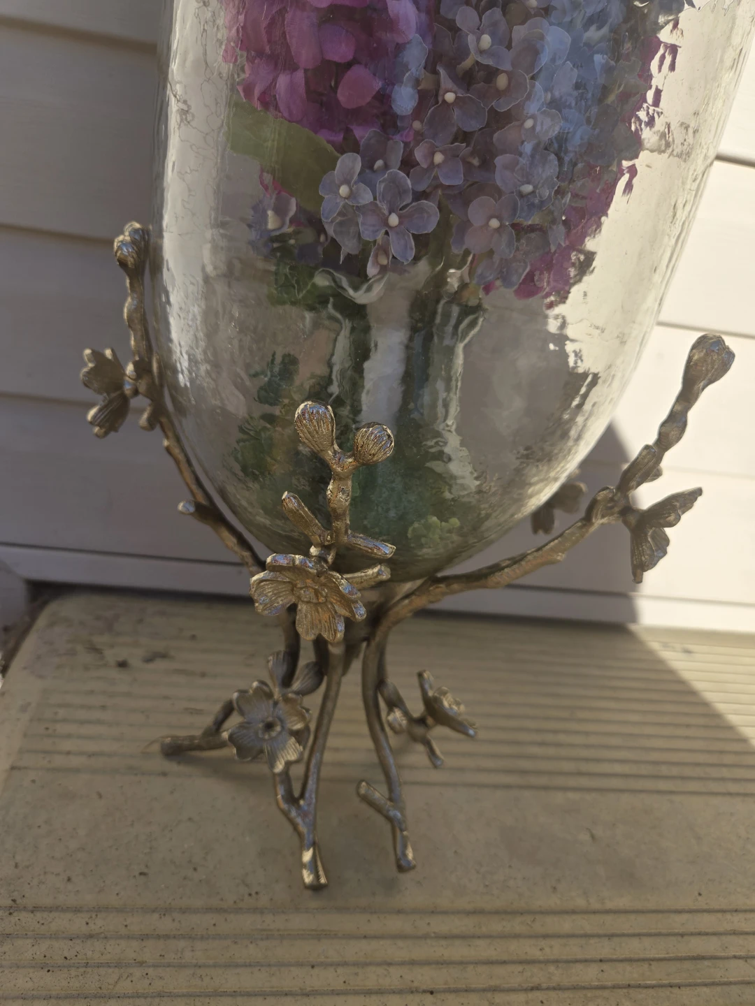 Glass Vase with Decorative Gold Stand with flowers - photo 3