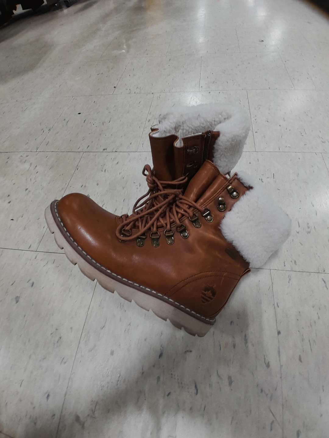 Royal Canadian Women's Brown Leather Winter Boot Size 9 - photo 4