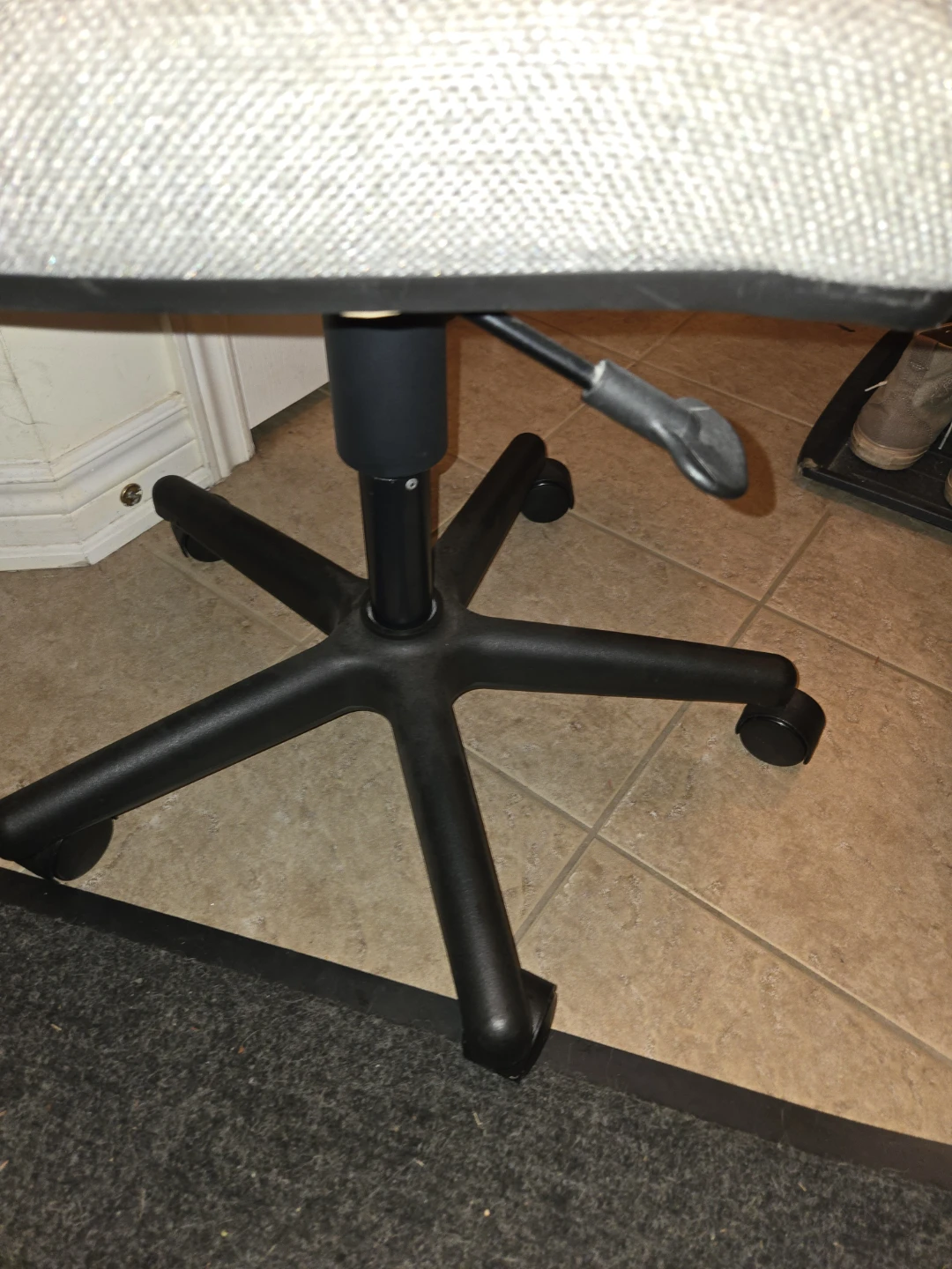Office Chair - photo 2
