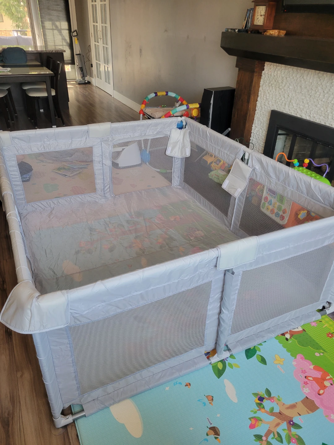 Baby playpan