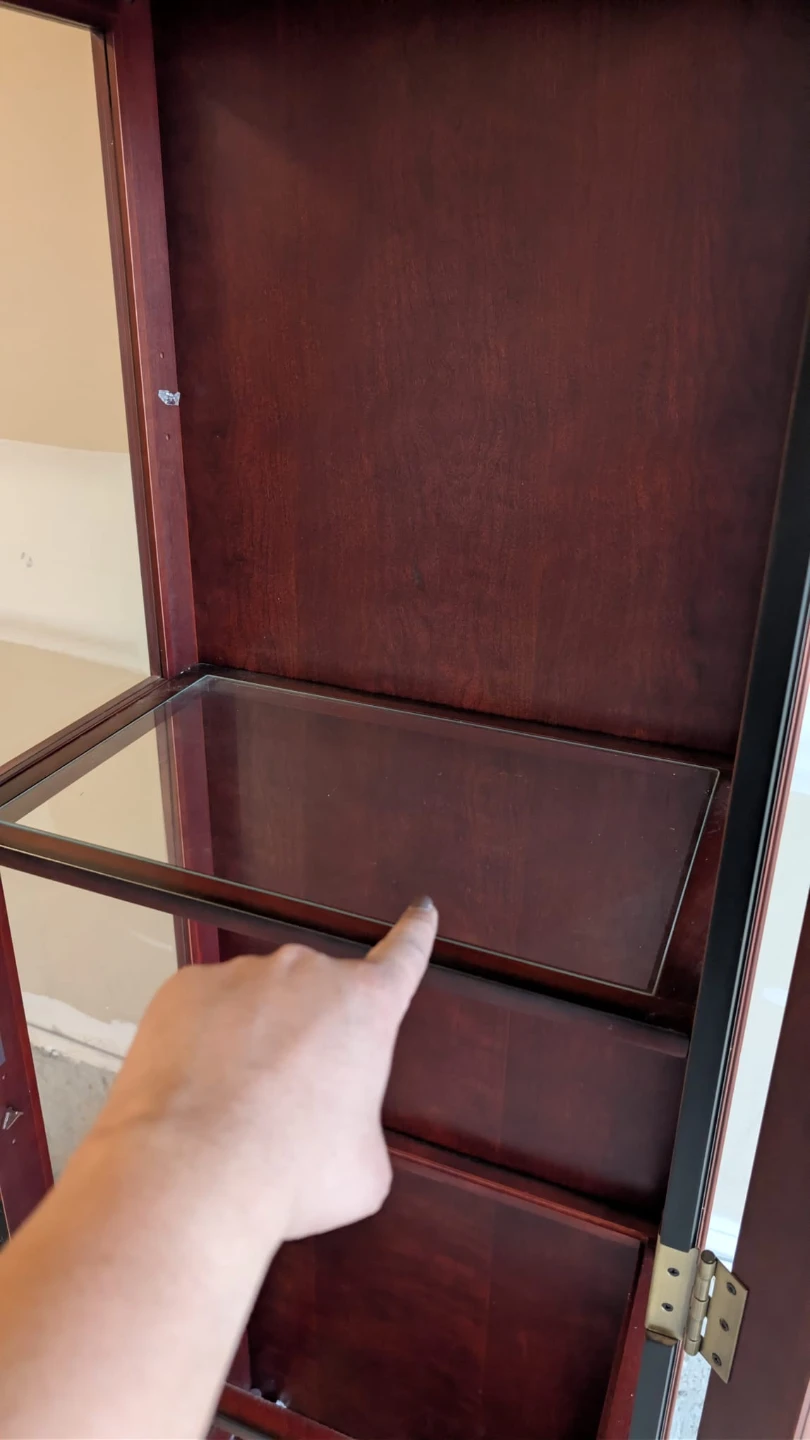 Wooden curio cabinet with glass shelves - photo 4
