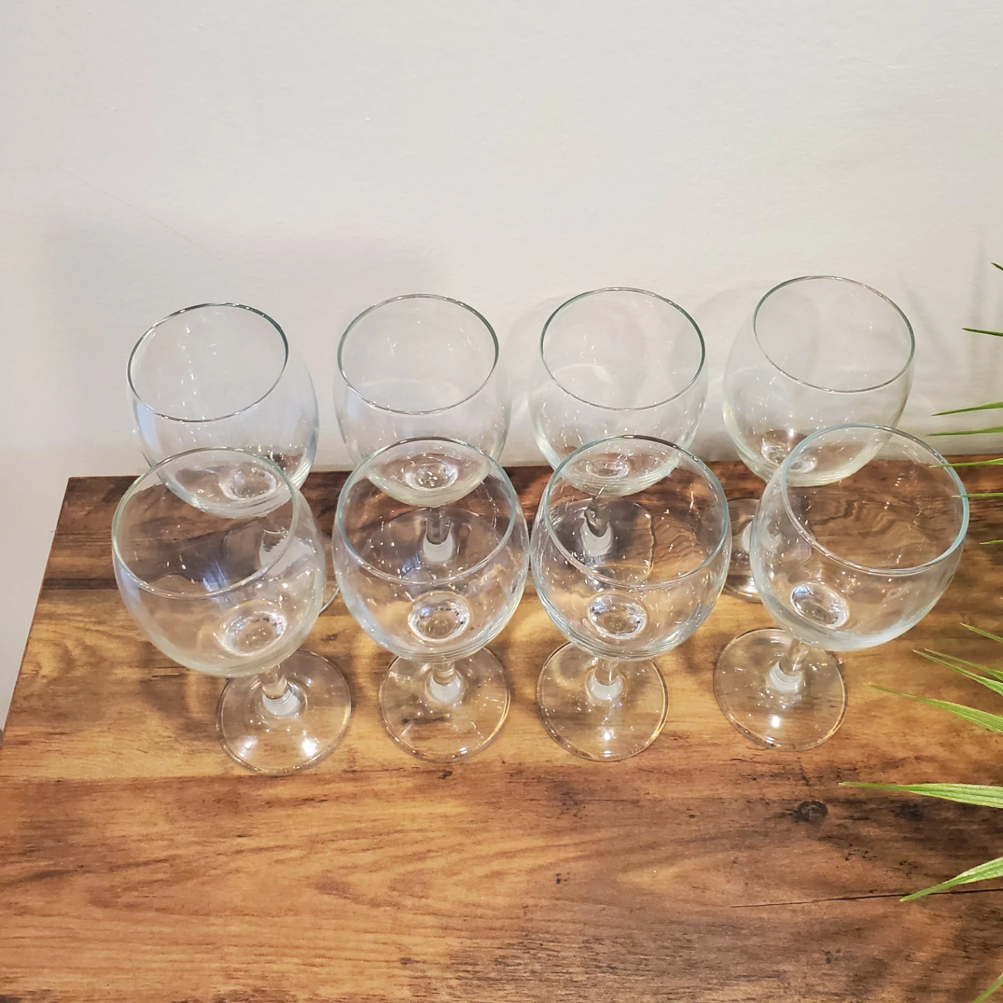 Set of 8 Clear Wine Glasses - photo 2