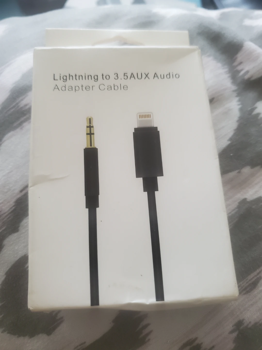 Lightning to 3.5mm AUX Audio Adapter Cable