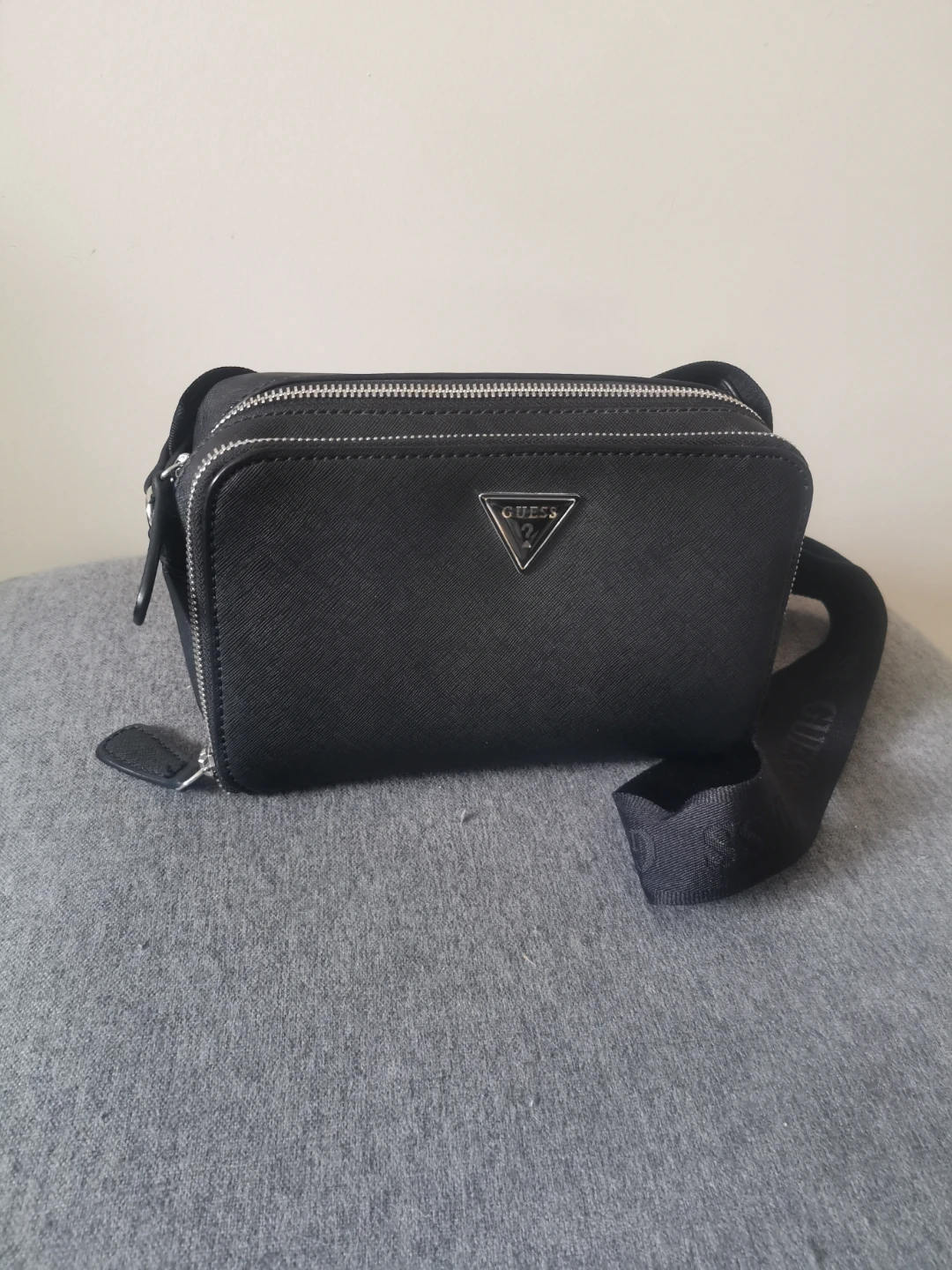 Black Guess shoulder bag