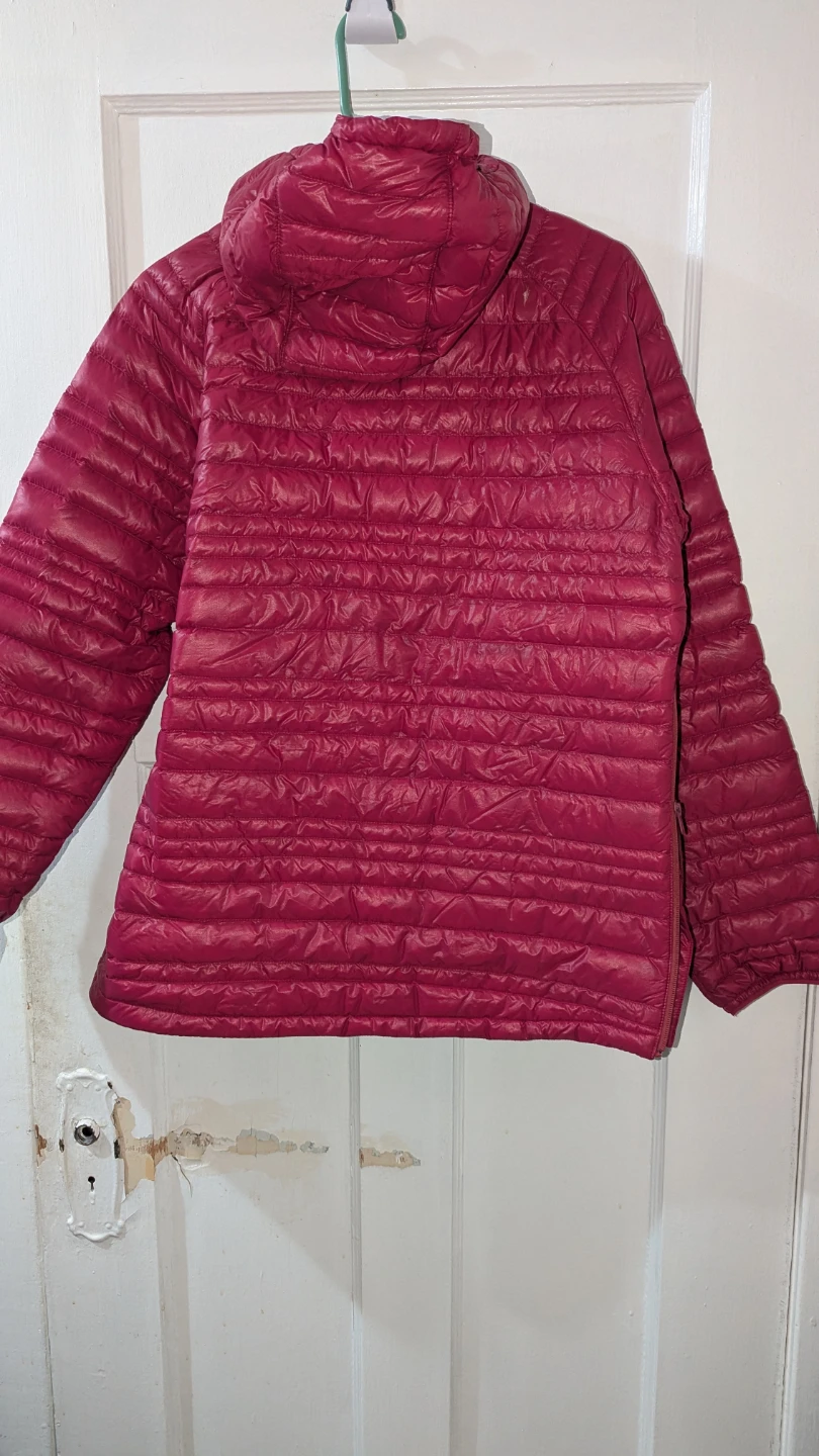 Outdoor Research 800 Down hooded sweater - women's large - photo 2