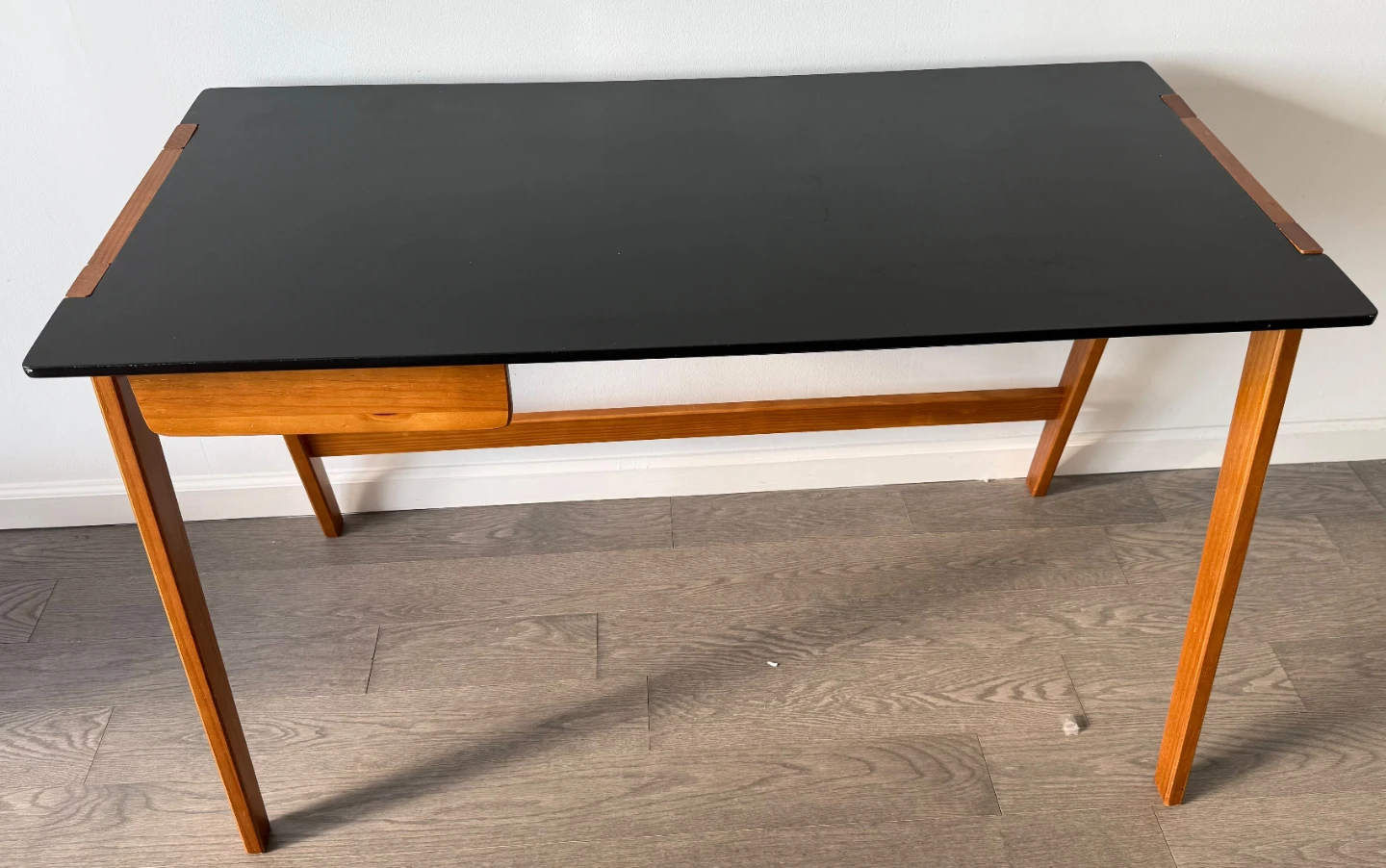Tok&Stok Writing Desk / Home Office Desk – Excellent Condition - photo 3