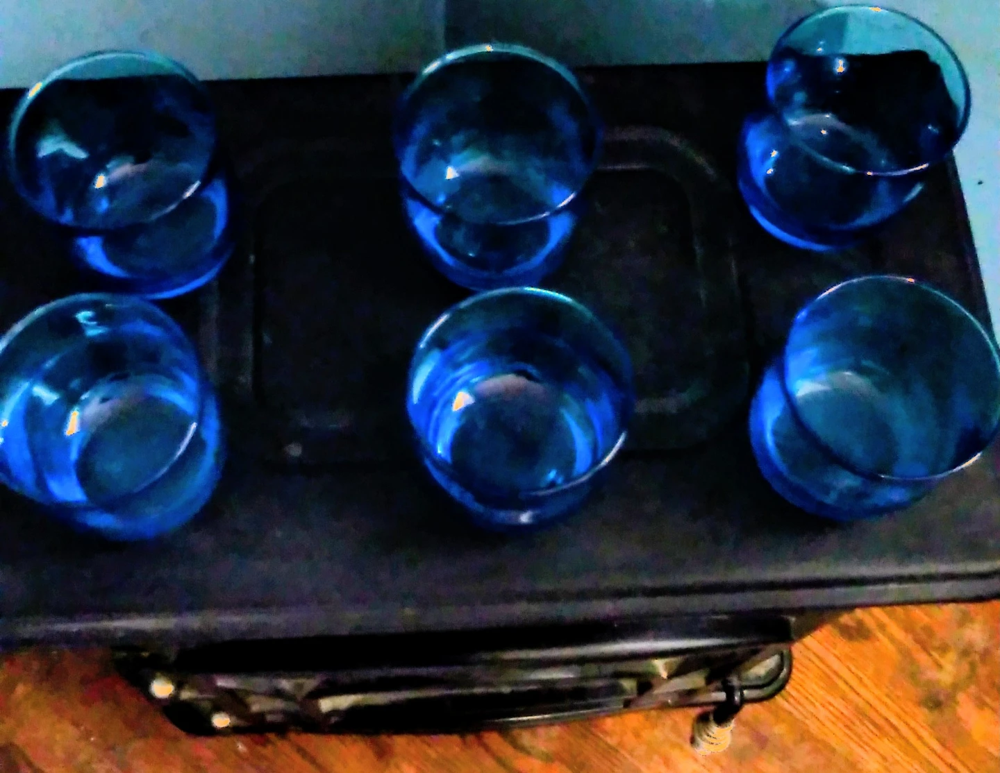 GLASSES. 1950'S. BLUE. 6. ANCHOR HOCKING. EXC. COND.