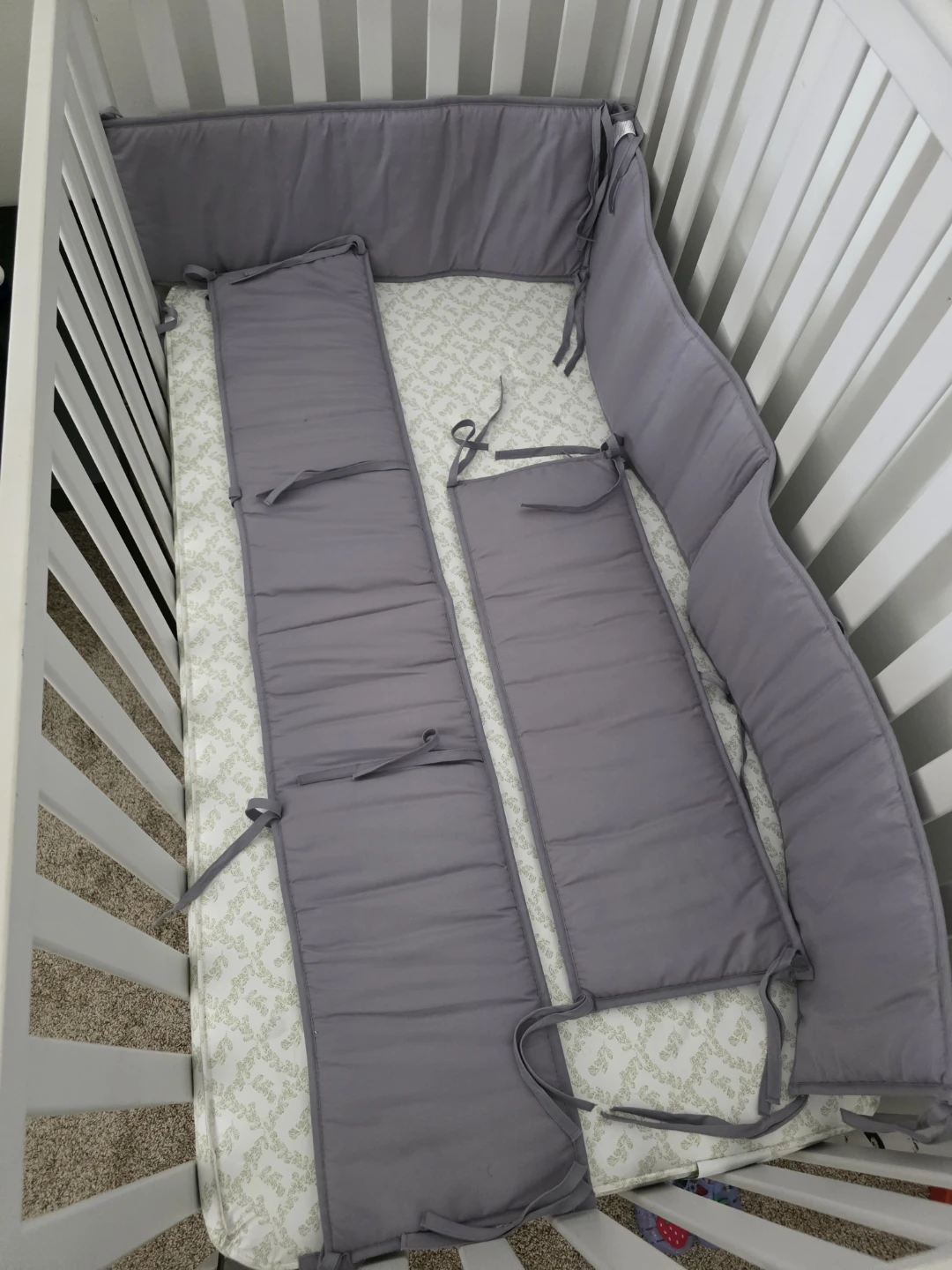 Light Gray Crib with Grey Bumper Pads - photo 3