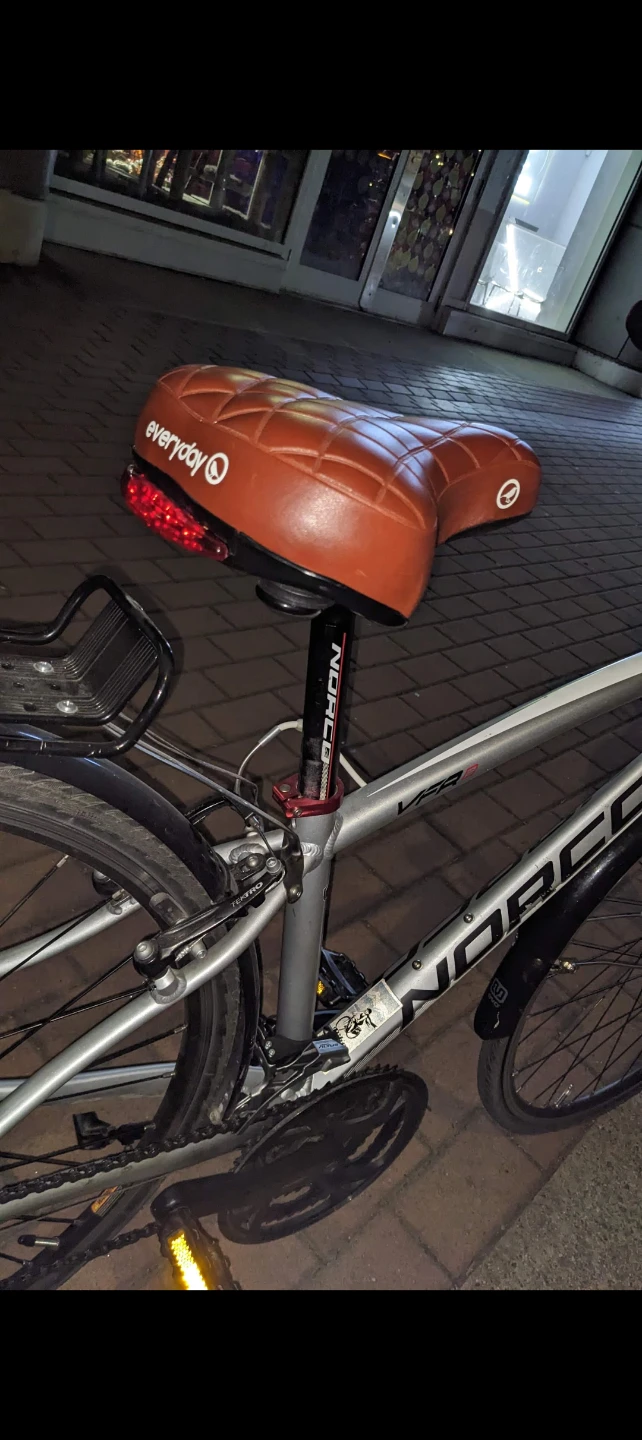 Bikes; tall Park Evo cruiser & smaller Norco road - photo 5