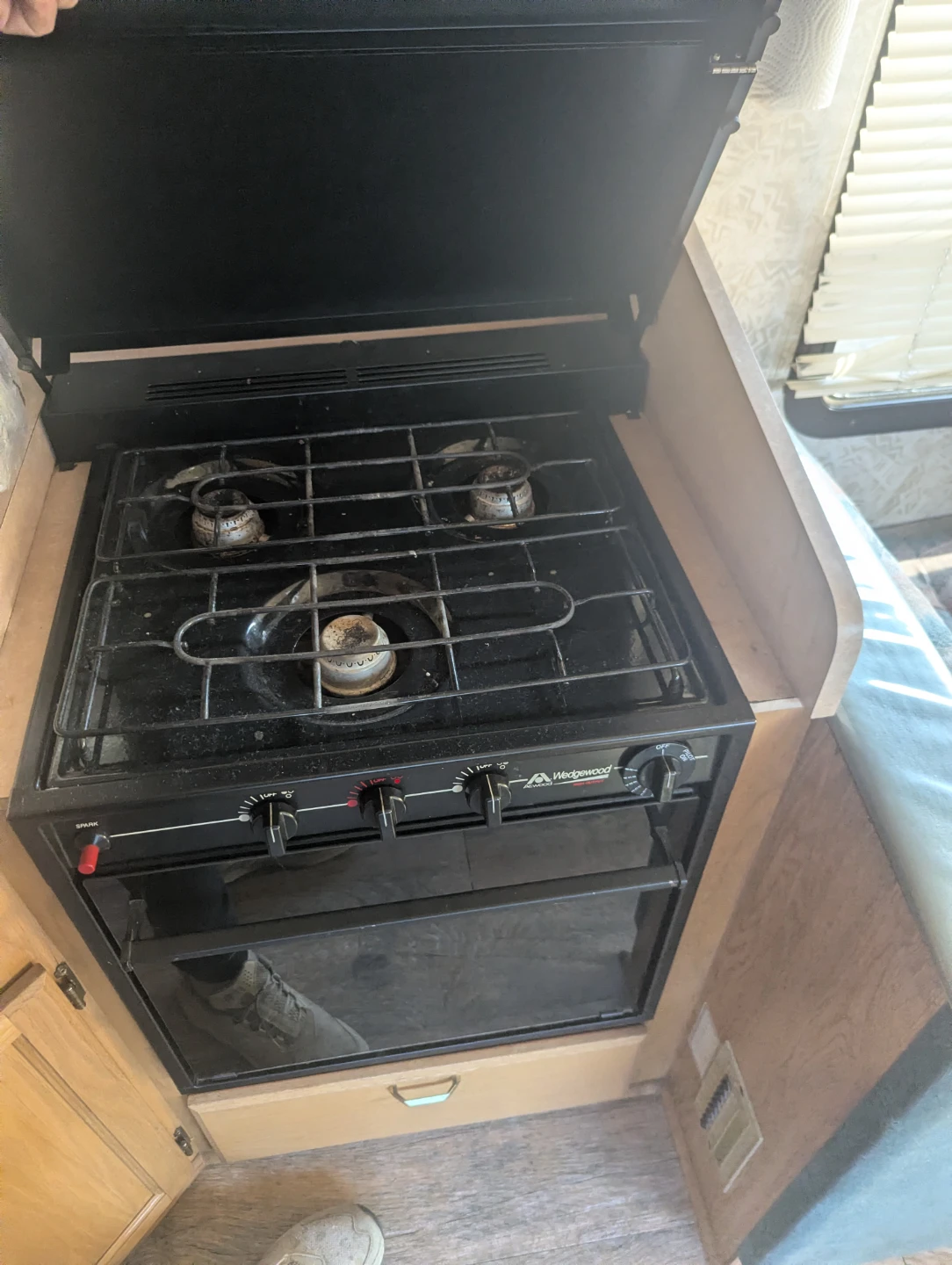 Triple E RV Motorhome - photo 3