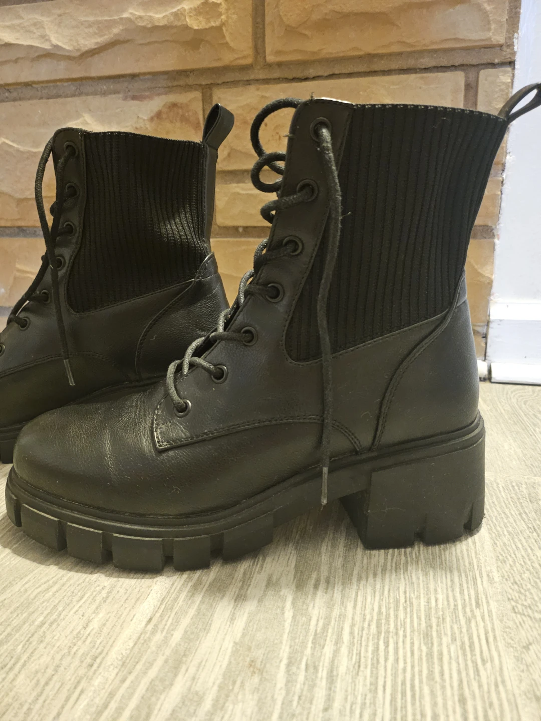 For Festivals Black Combat Lug Sole Boots Size 8.5M fits size 9
