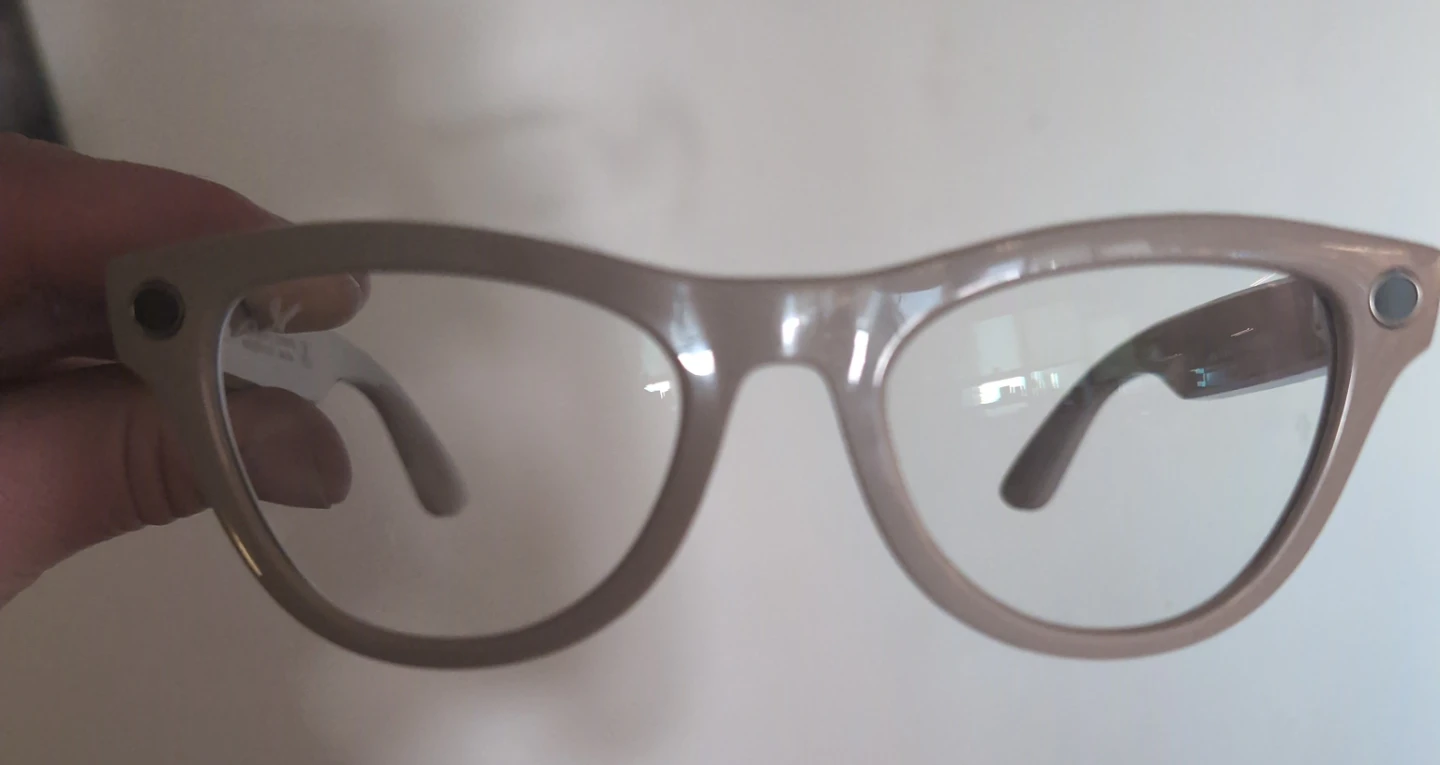 Ray-Ban Meta Gen II Smart Glasses - photo 5