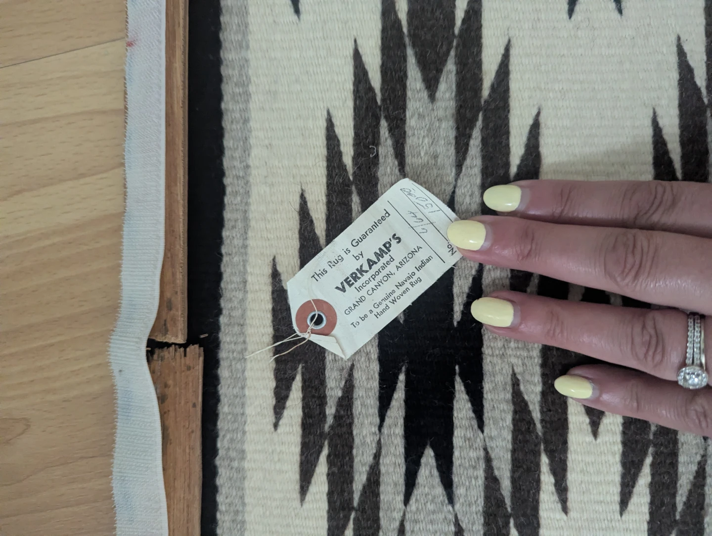Verkamp's Hand Woven Navajo Indian Rug - photo 2