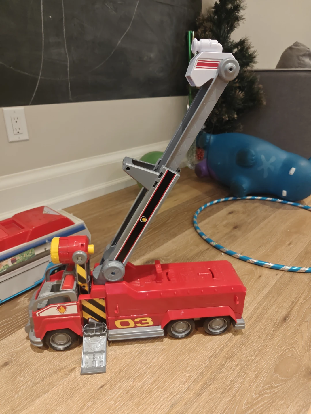 Paw Patrol Marshall's Fire Truck Toy - photo 2