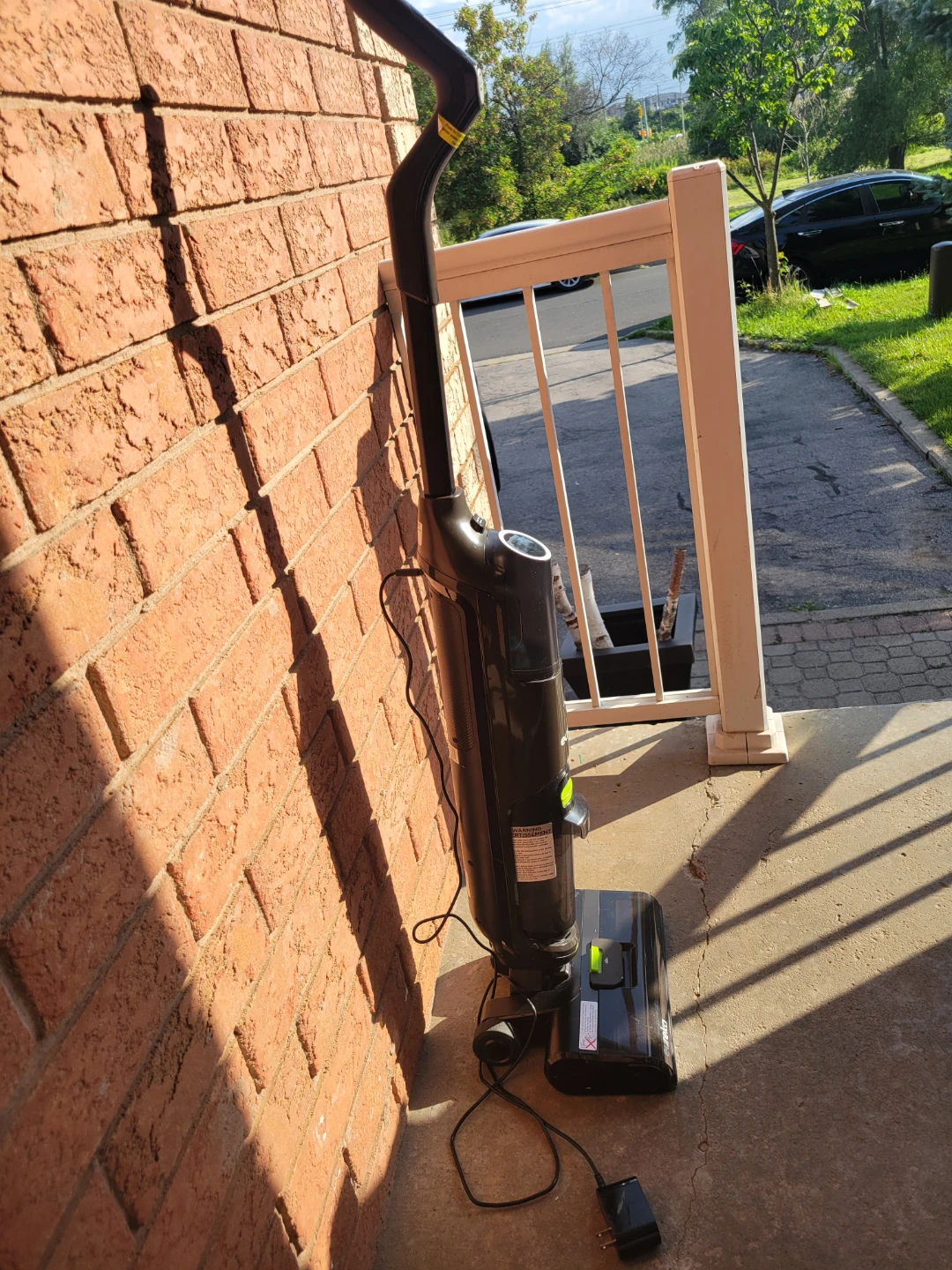 Eureka Cordless Vacuum Cleaner - photo 5