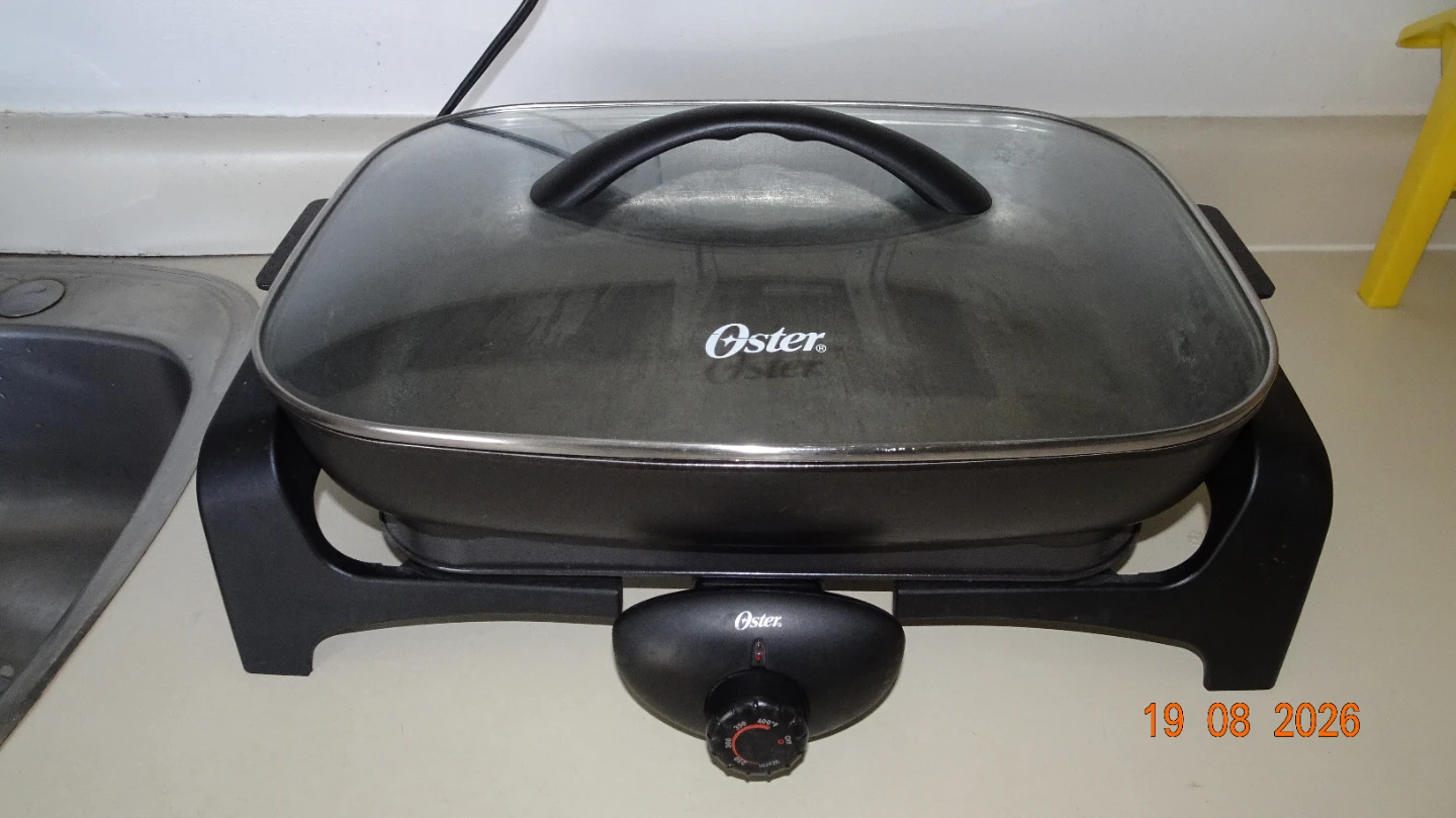 Oster Electric Griddle with Lid