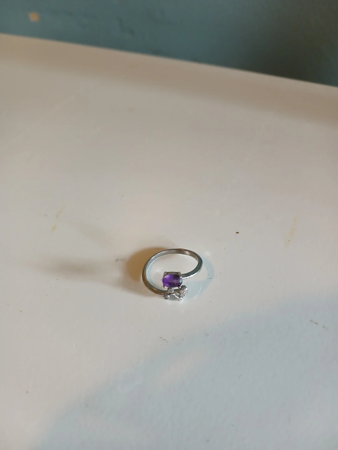 Silver ring with amethyst  stone & floral detail - photo 2