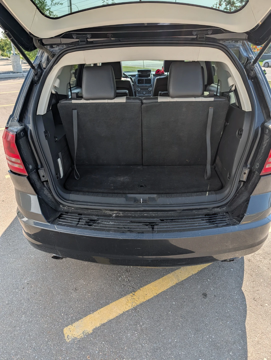 2009 Dodge Journey fully loaded awd 7 seater - photo 5