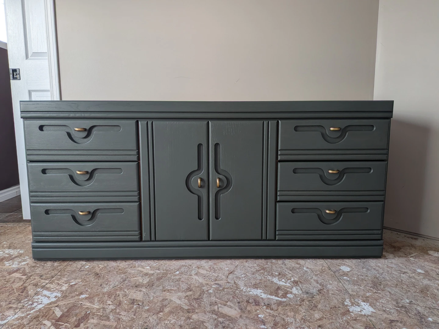Dresser