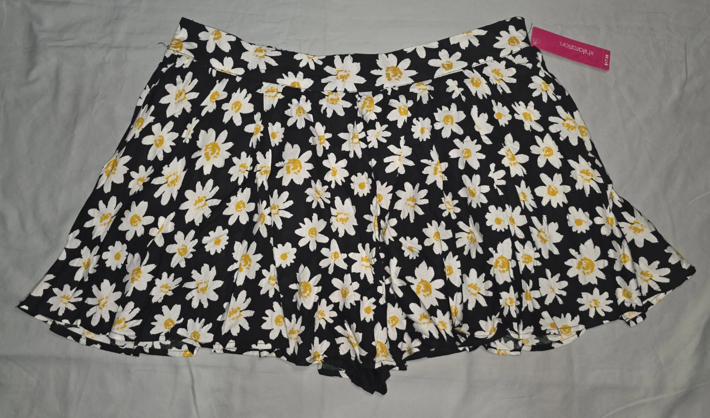 Women's Daisy Print Skirt Shorts XL