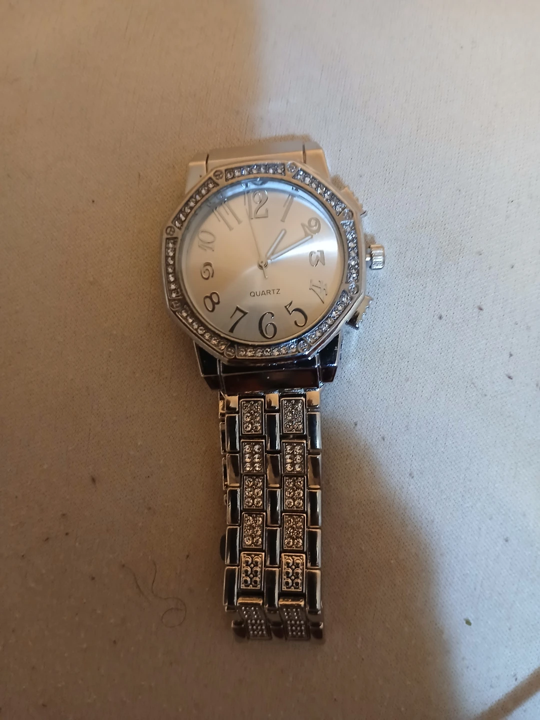 Quartz Watch with Rhinestones